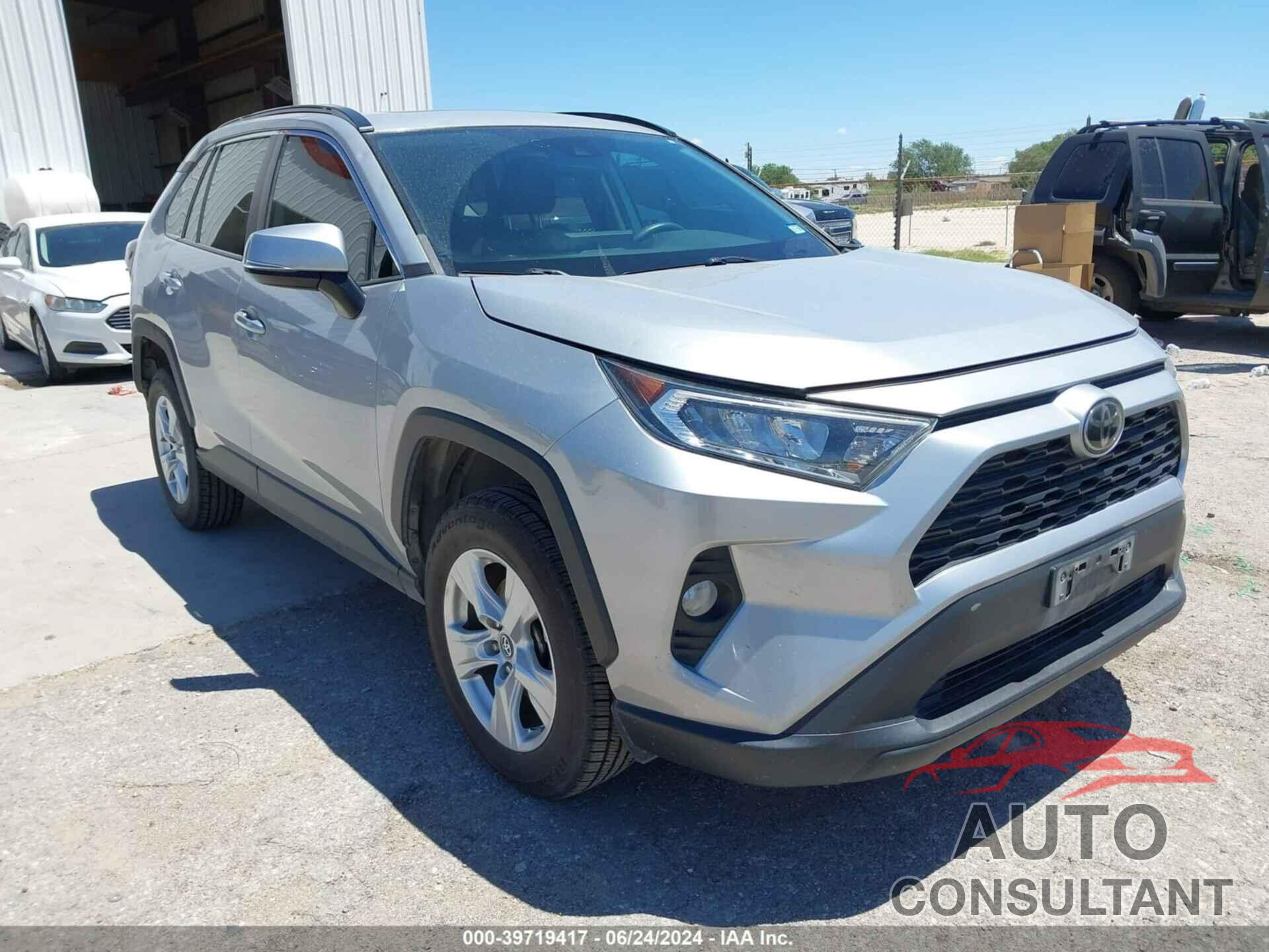 TOYOTA RAV4 2019 - 2T3P1RFV2KW048228