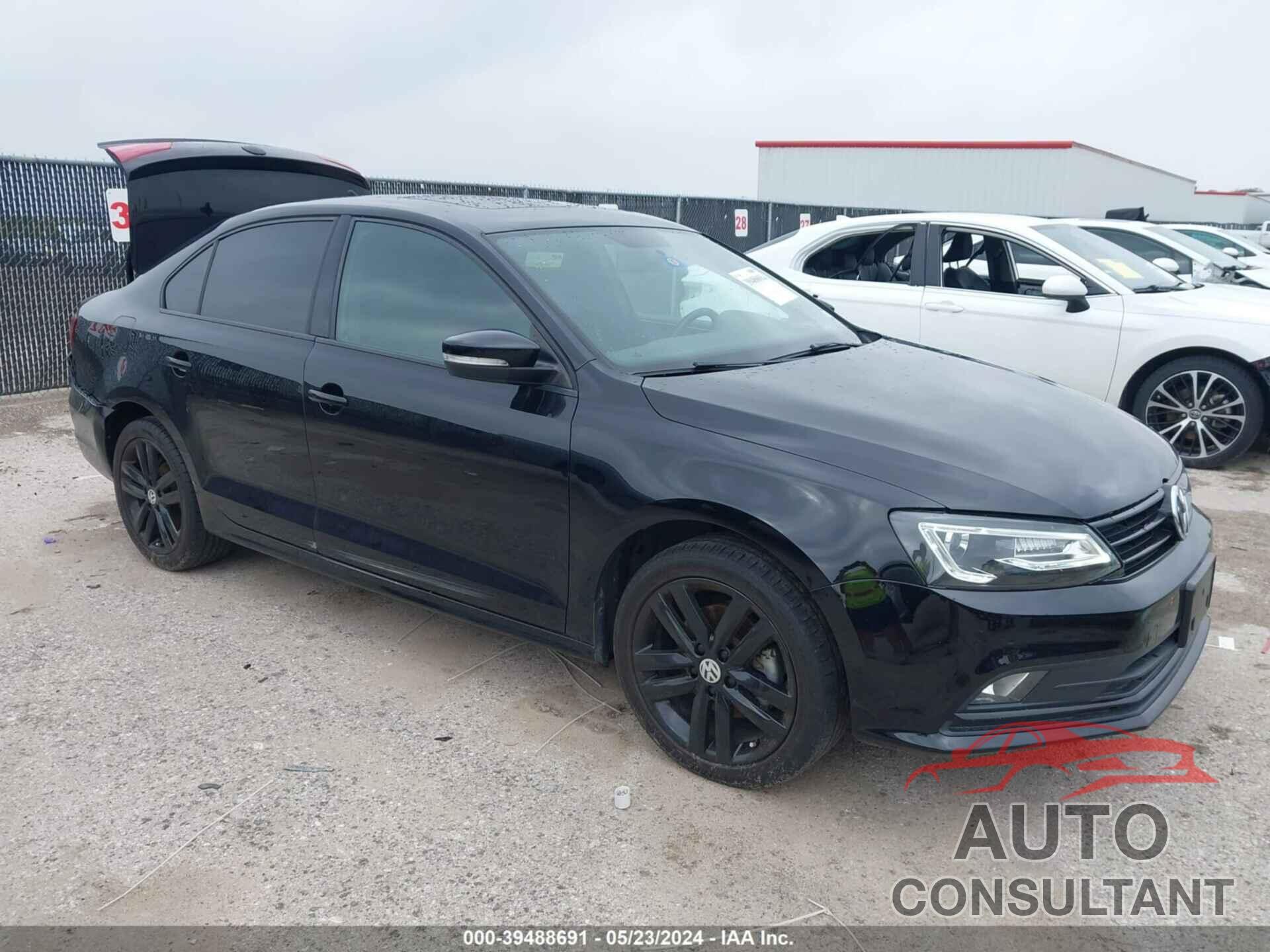 VOLKSWAGEN JETTA 2018 - 3VWD17AJ0JM241521