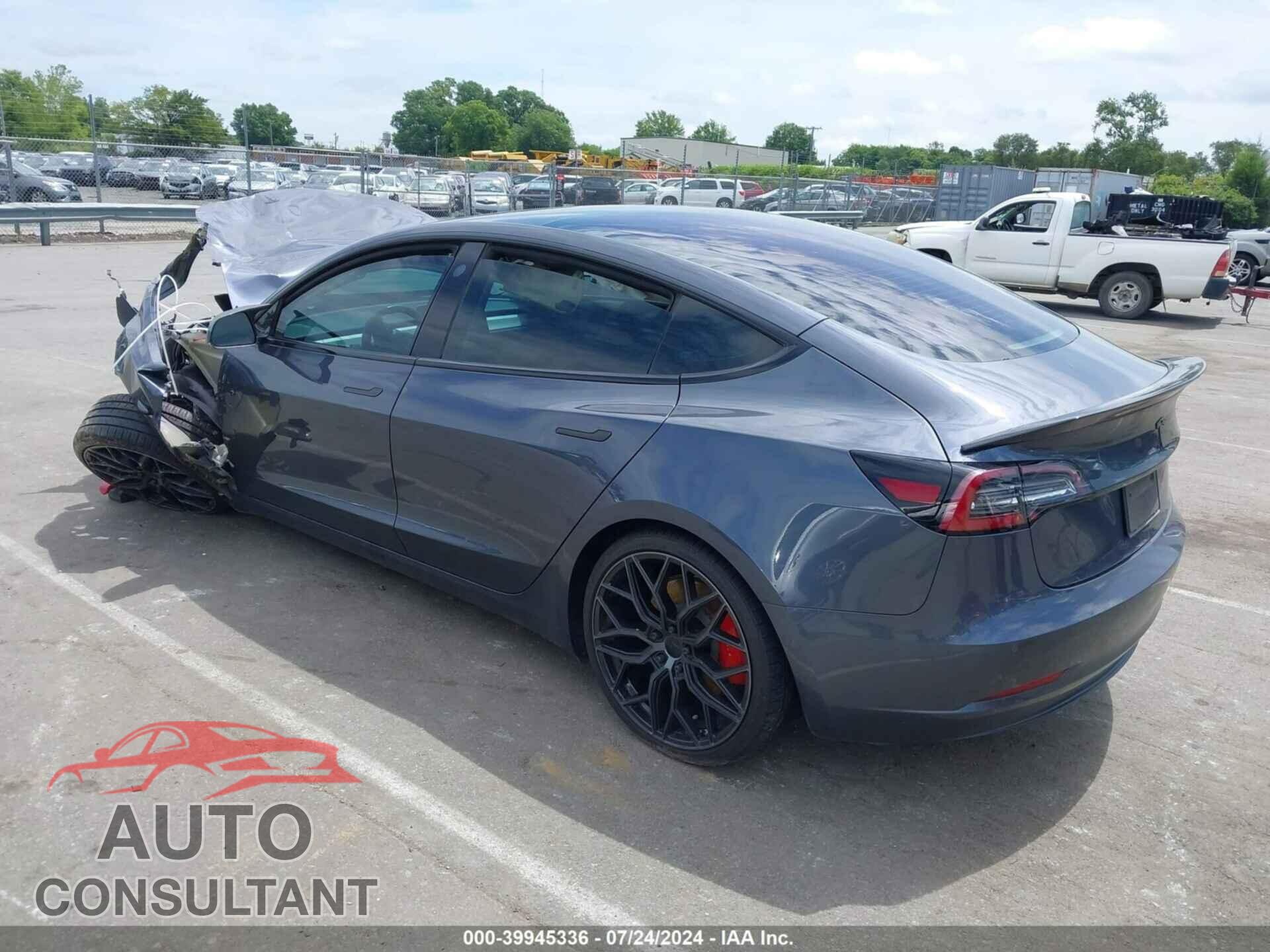 TESLA MODEL 3 2018 - 5YJ3E1EB2JF185959