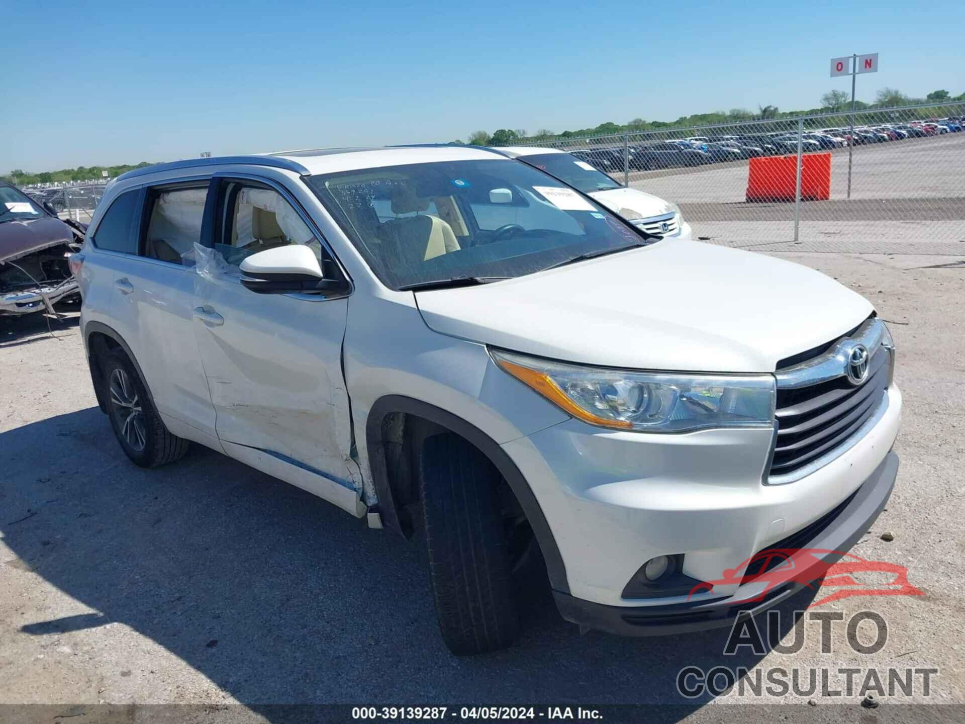 TOYOTA HIGHLANDER 2016 - 5TDKKRFH7GS182629