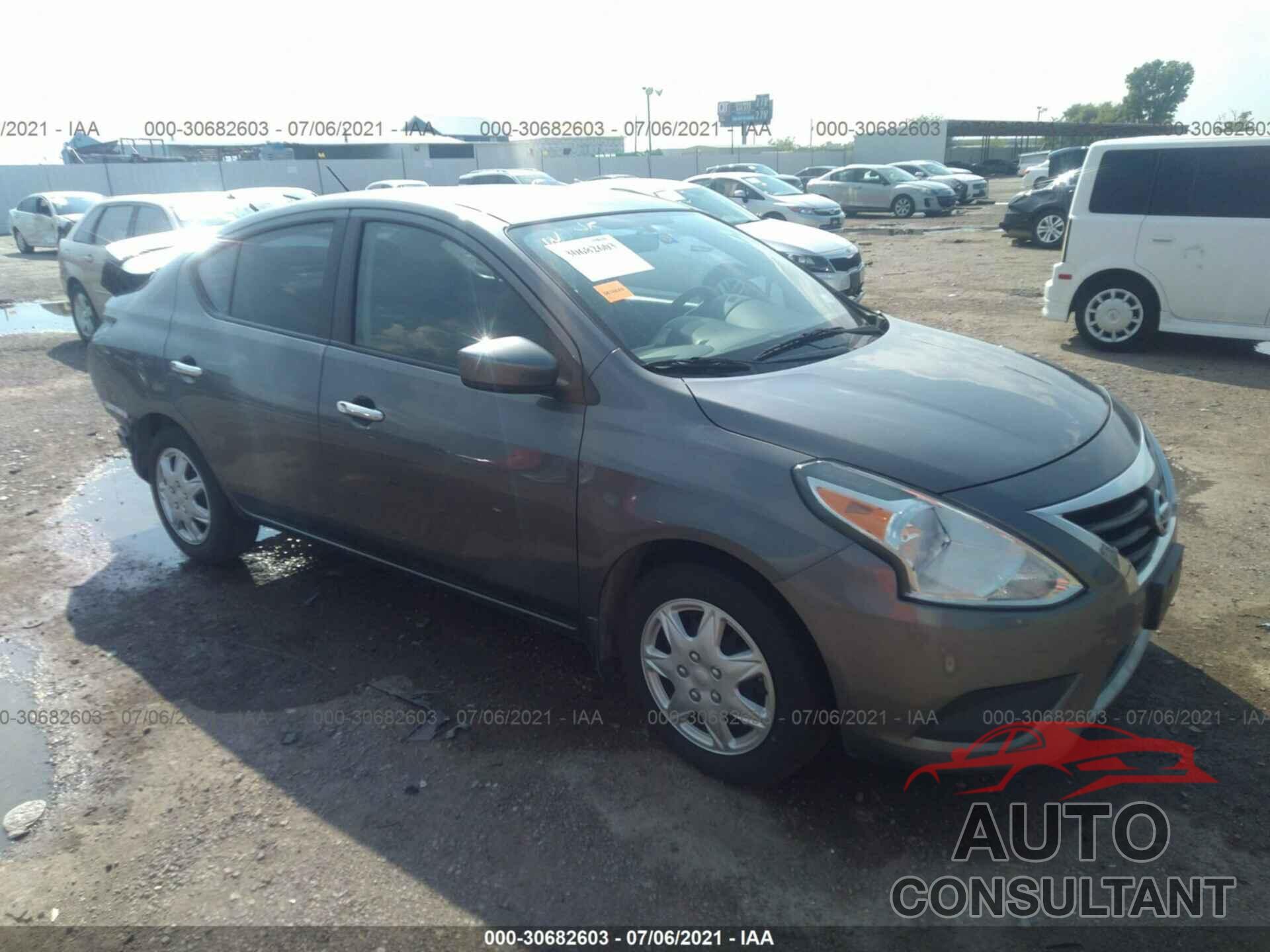 NISSAN VERSA 2016 - 3N1CN7AP9GL890744