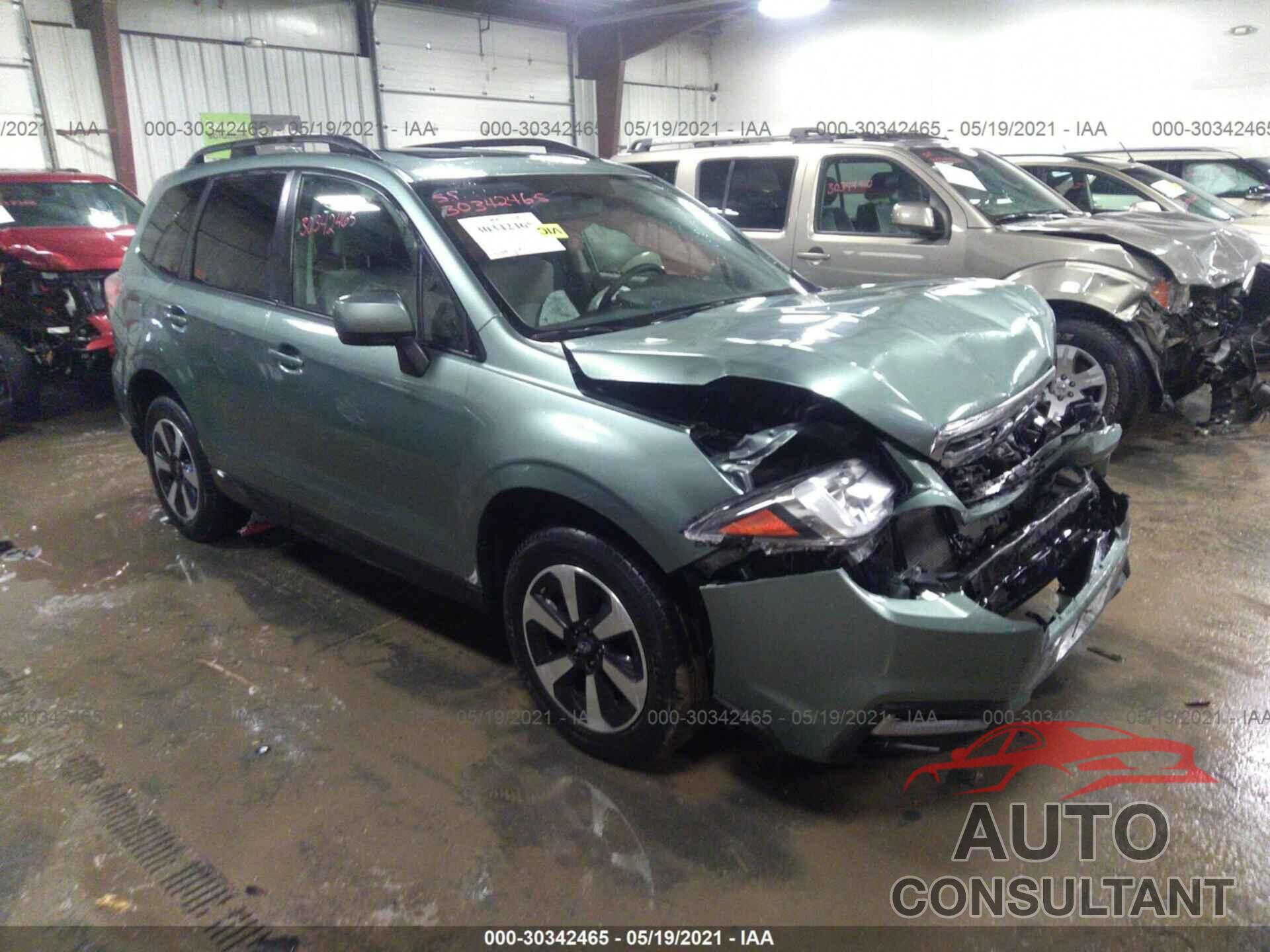 SUBARU FORESTER 2018 - JF2SJAEC8JH564711