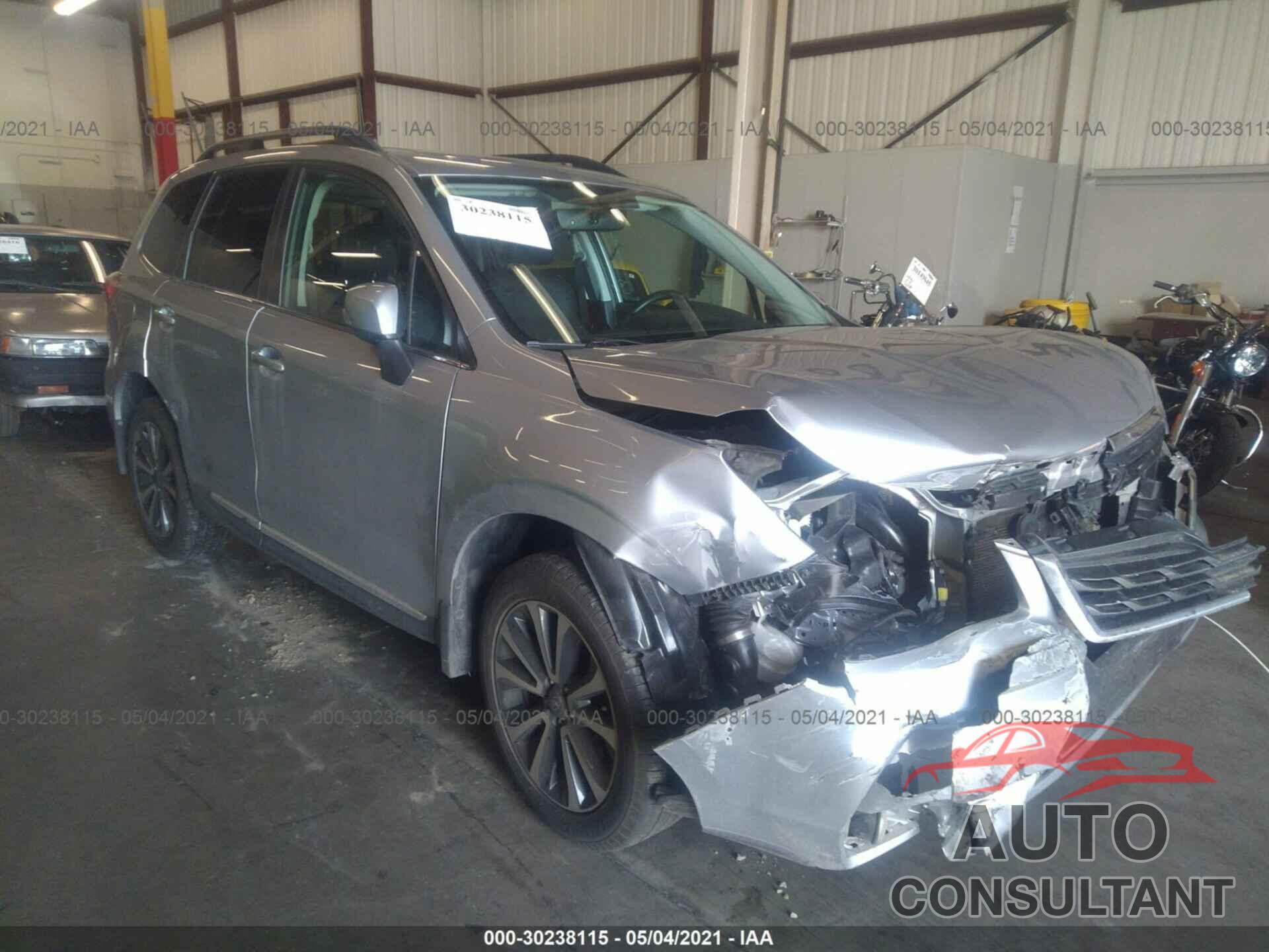 SUBARU FORESTER 2017 - JF2SJGTC4HH593817
