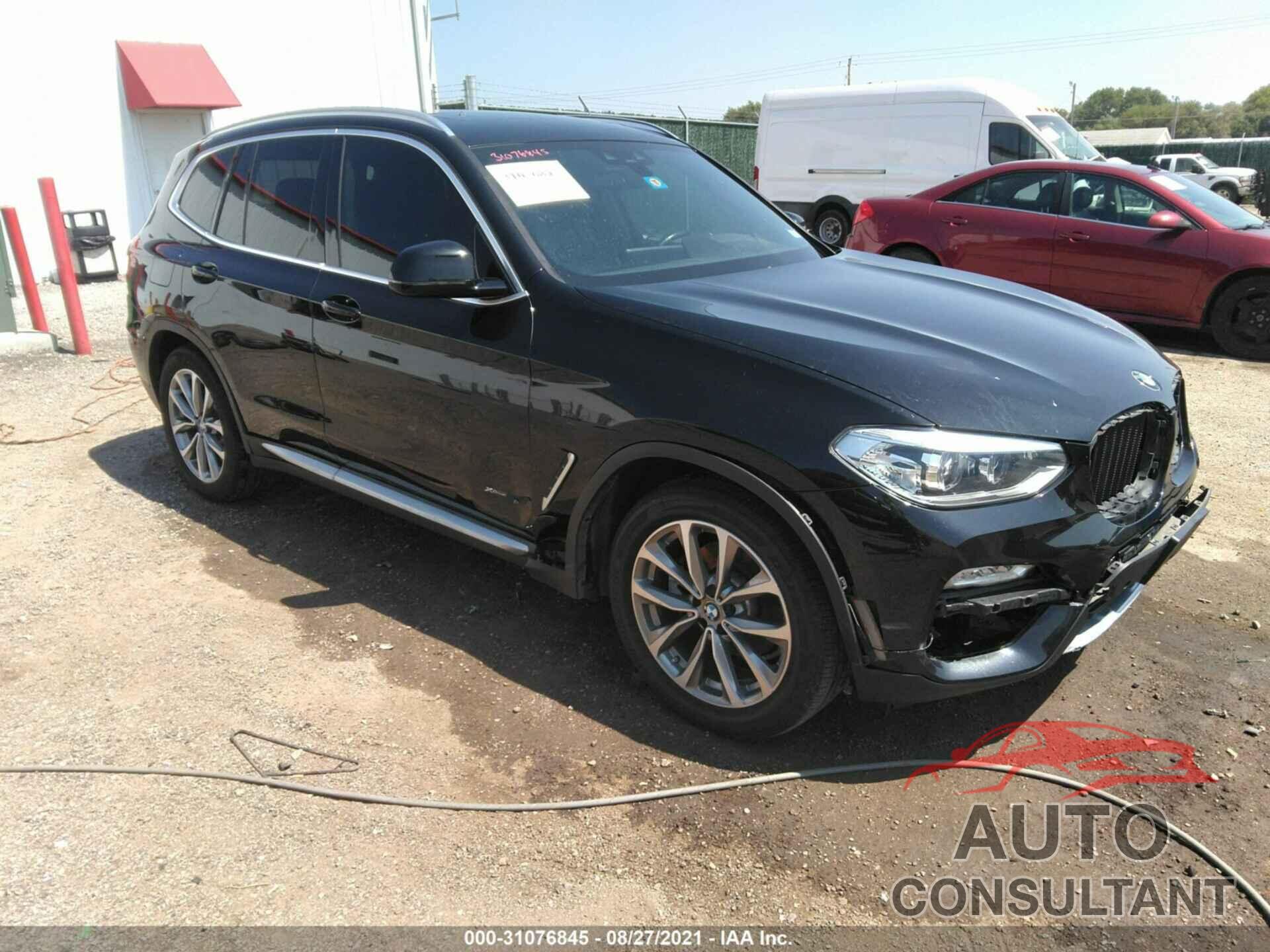 BMW X3 2018 - 5UXTR9C58JLC69847