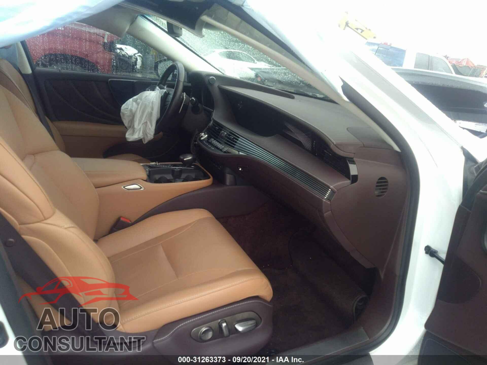LEXUS LS 2018 - JTHB51FF4J5003062