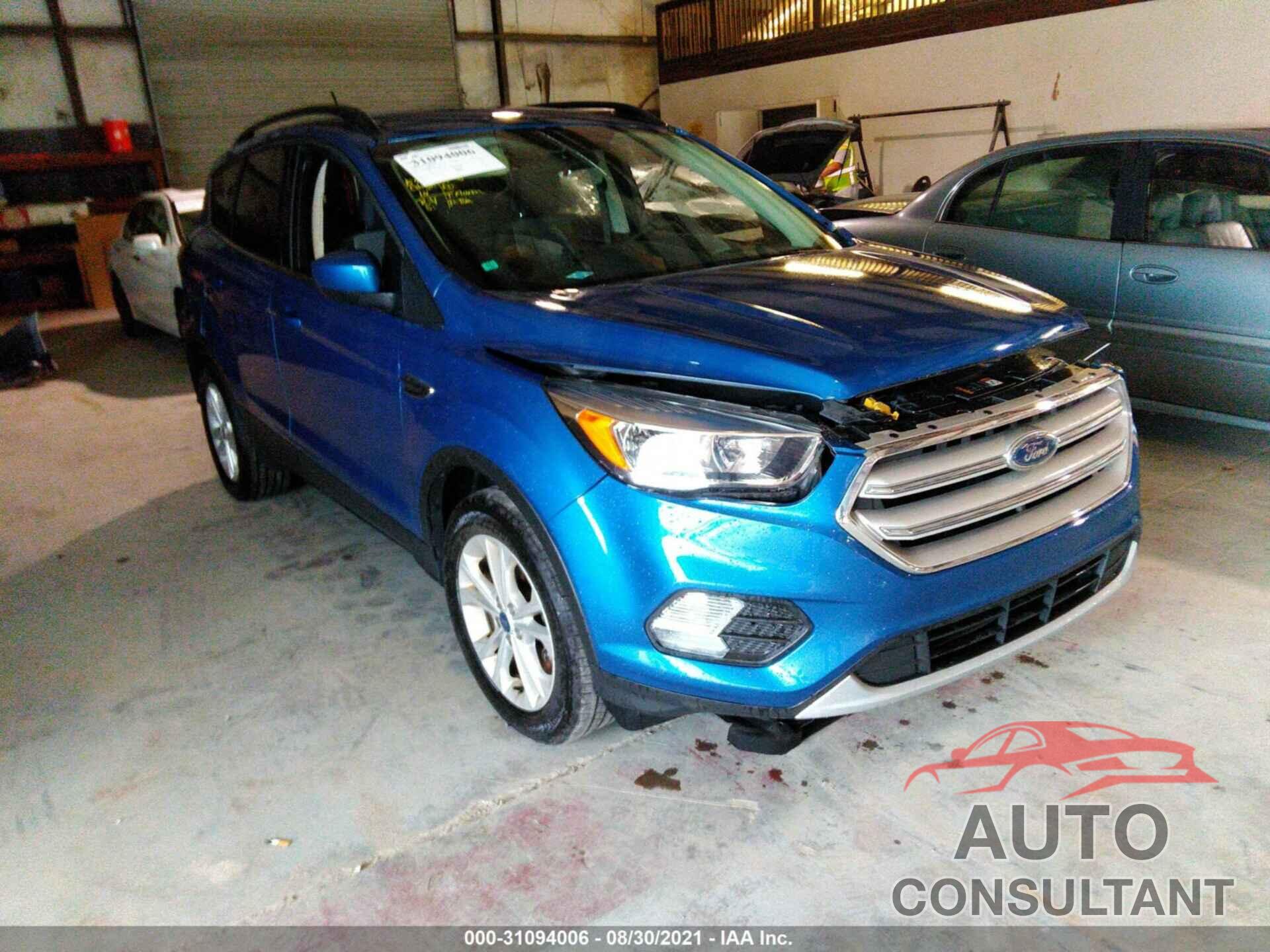FORD ESCAPE 2018 - 1FMCU0GD8JUB40412