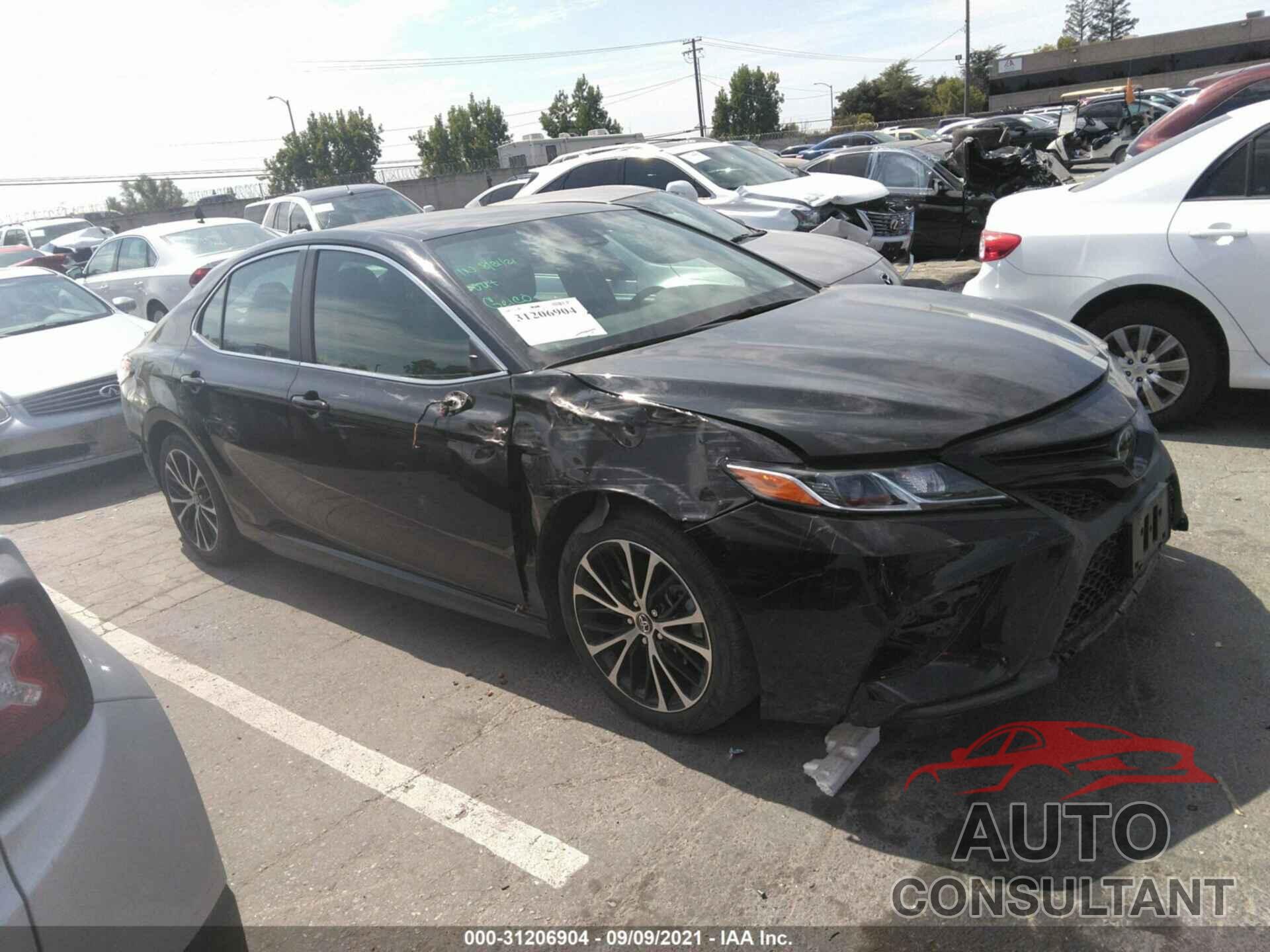 TOYOTA CAMRY 2019 - 4T1B11HK0KU220442
