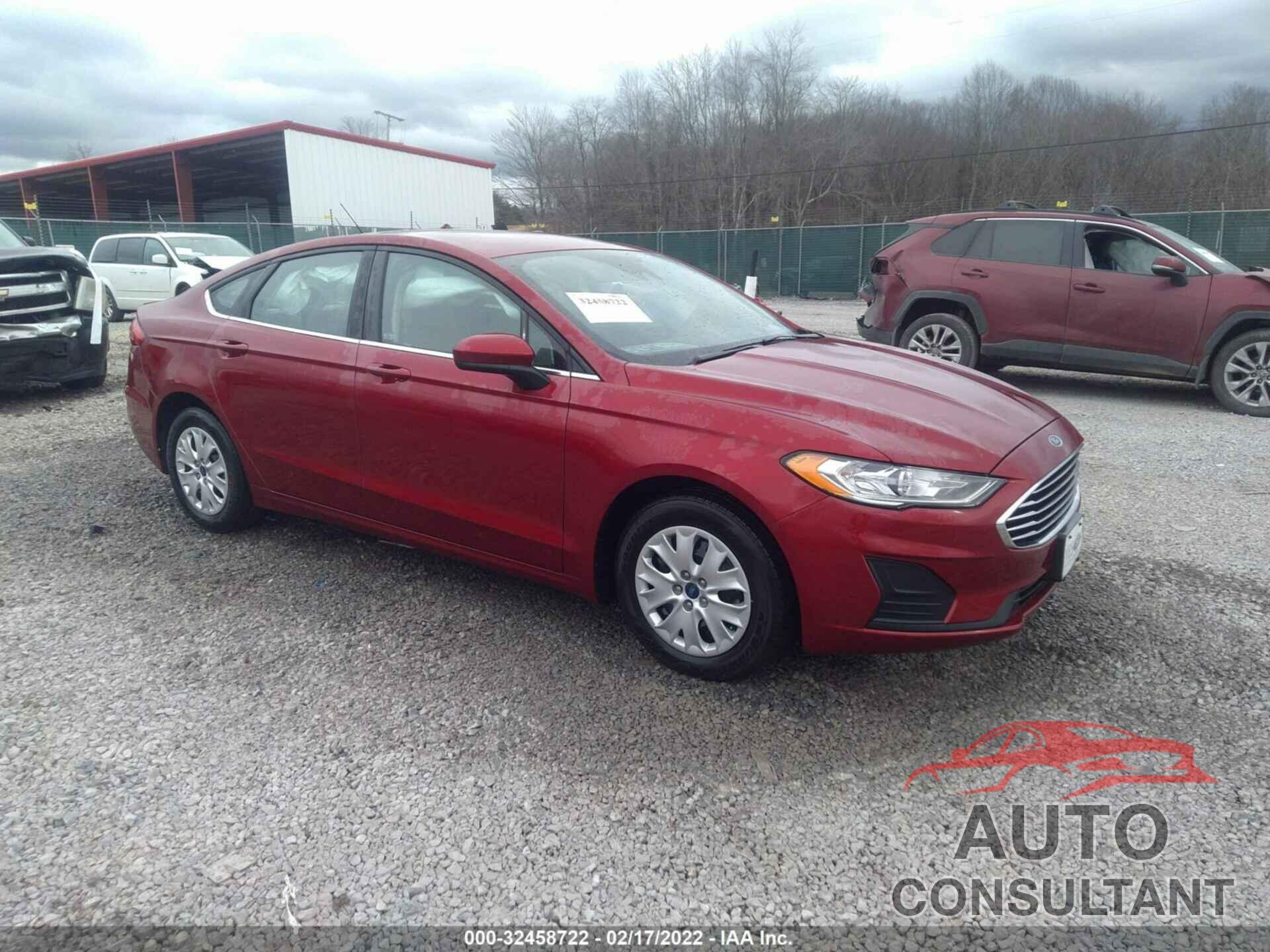 FORD FUSION 2019 - 3FA6P0G70KR268614