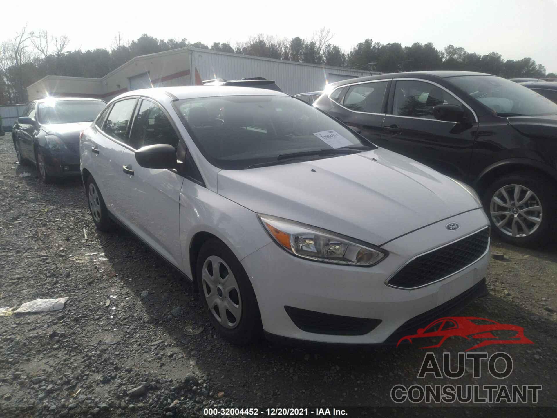 FORD FOCUS 2017 - 1FADP3E27HL212449