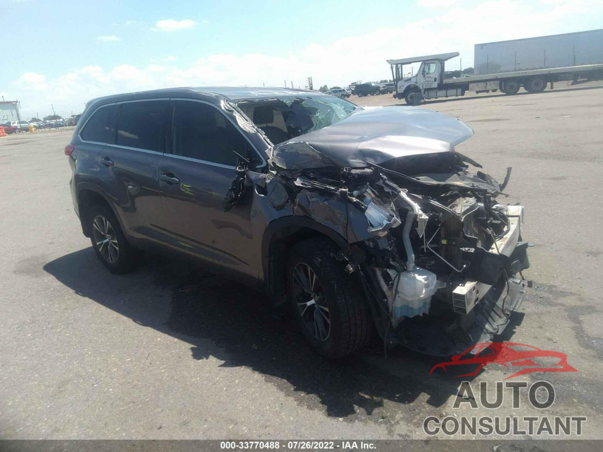 TOYOTA HIGHLANDER 2019 - 5TDZZRFH6KS294700