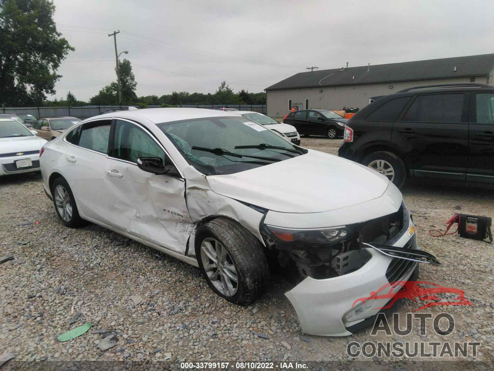 CHEVROLET MALIBU 2018 - 1G1ZD5ST4JF194457