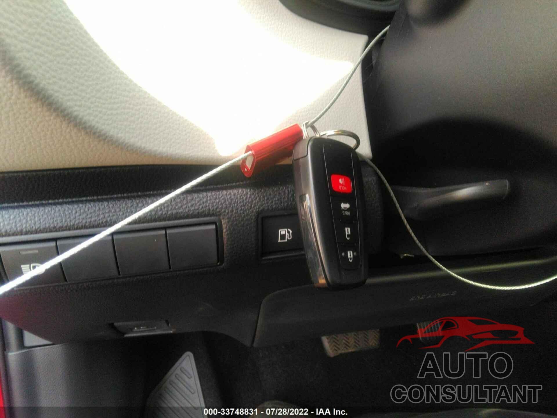 TOYOTA COROLLA 2022 - JTDEAMDE7NJ054817