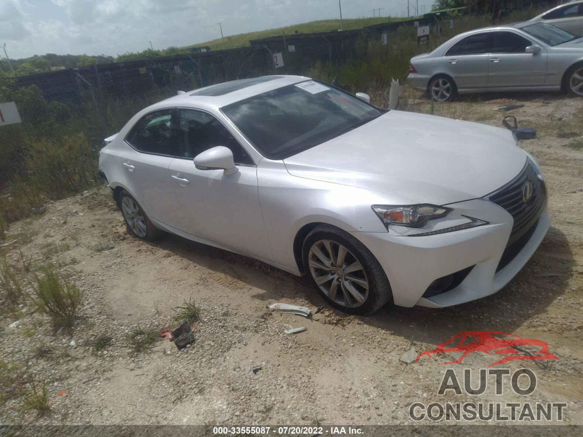 LEXUS IS 200T 2016 - JTHBA1D20G5020526