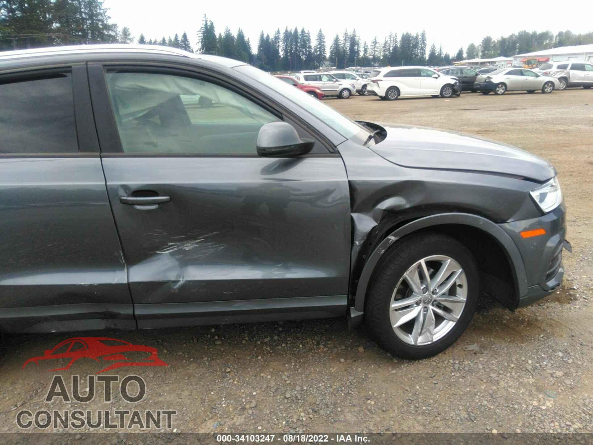 AUDI Q3 2017 - WA1ECCFS3HR007310