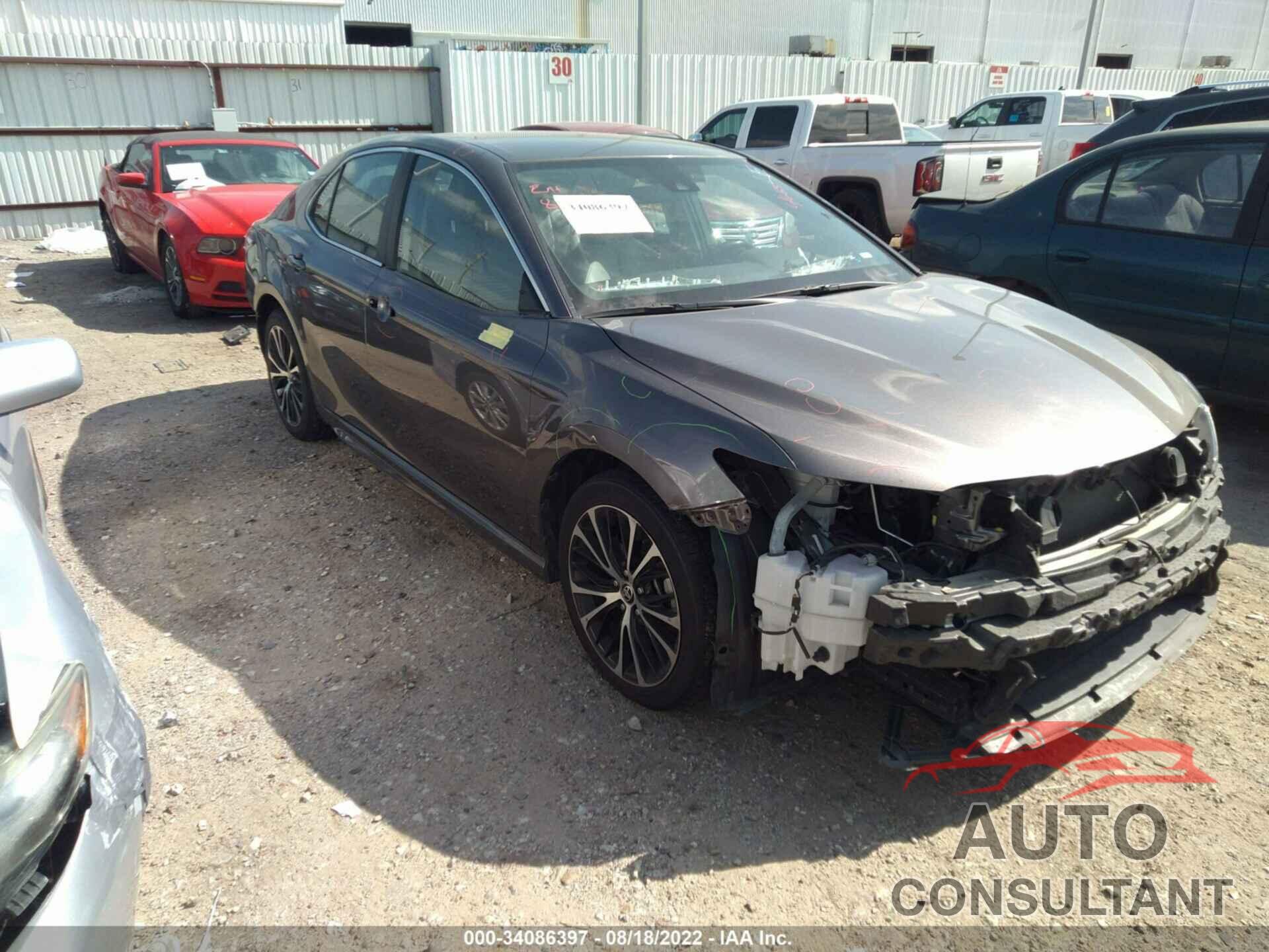 TOYOTA CAMRY 2020 - 4T1G11AK8LU360675