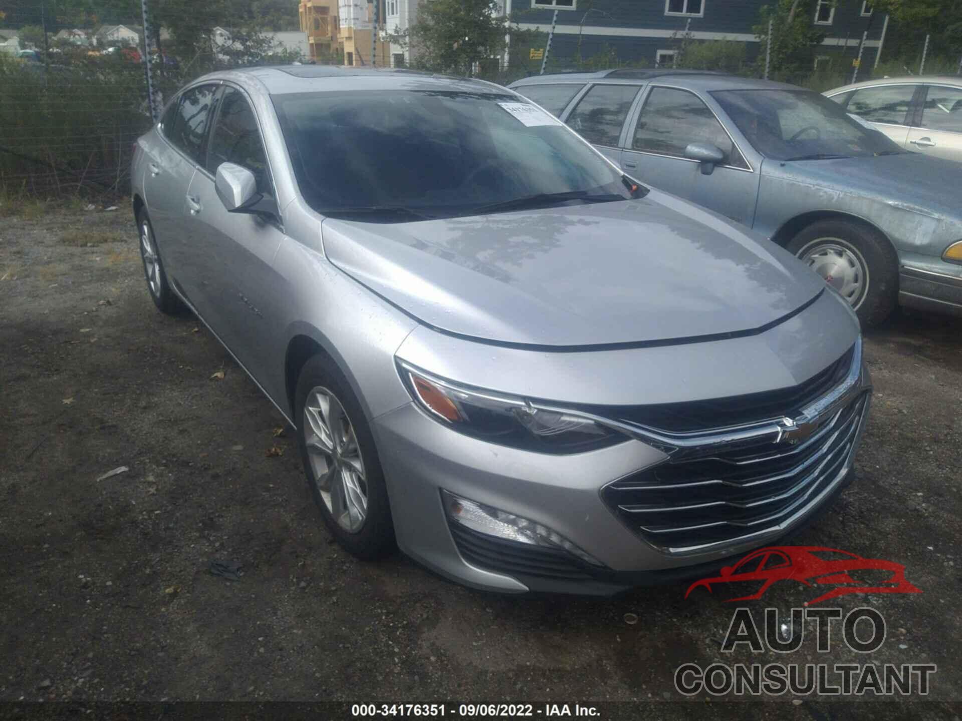 CHEVROLET MALIBU 2020 - 1G1ZD5STXLF064444
