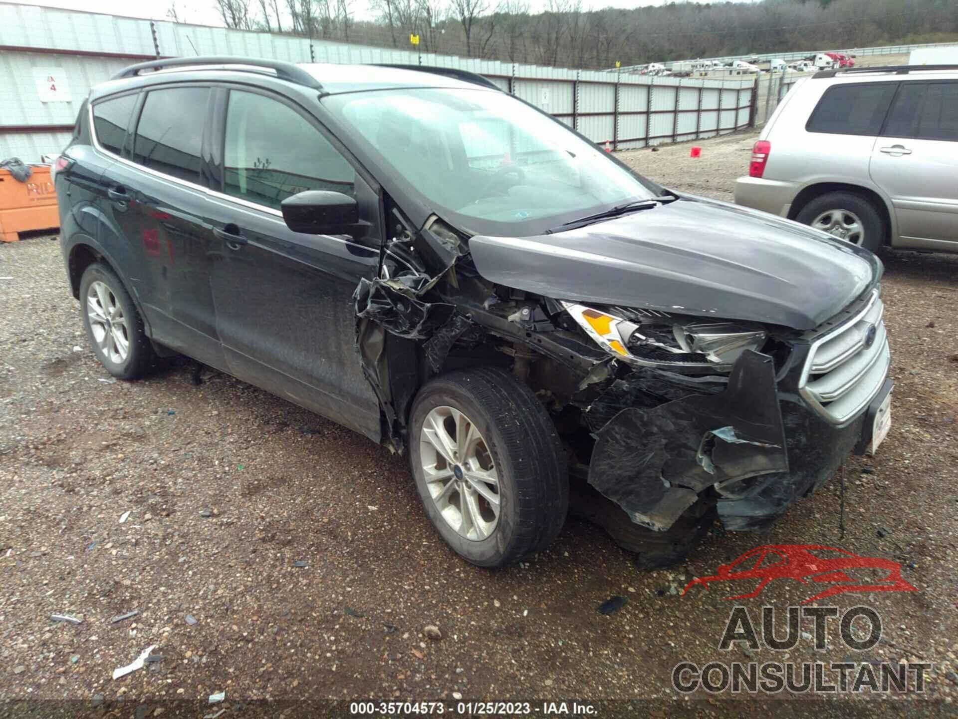 FORD ESCAPE 2018 - 1FMCU0GD0JUA58092