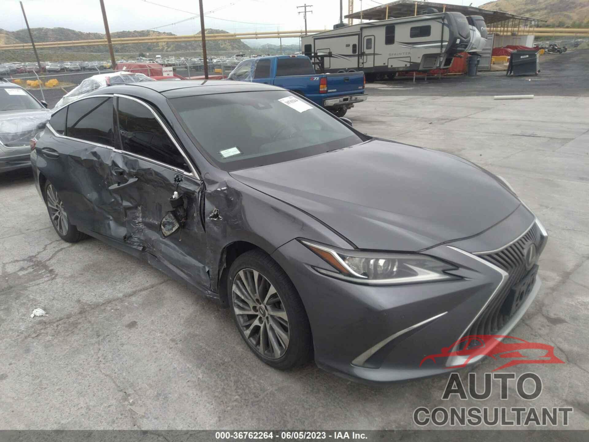 LEXUS ES 2019 - 58ABZ1B18KU043091