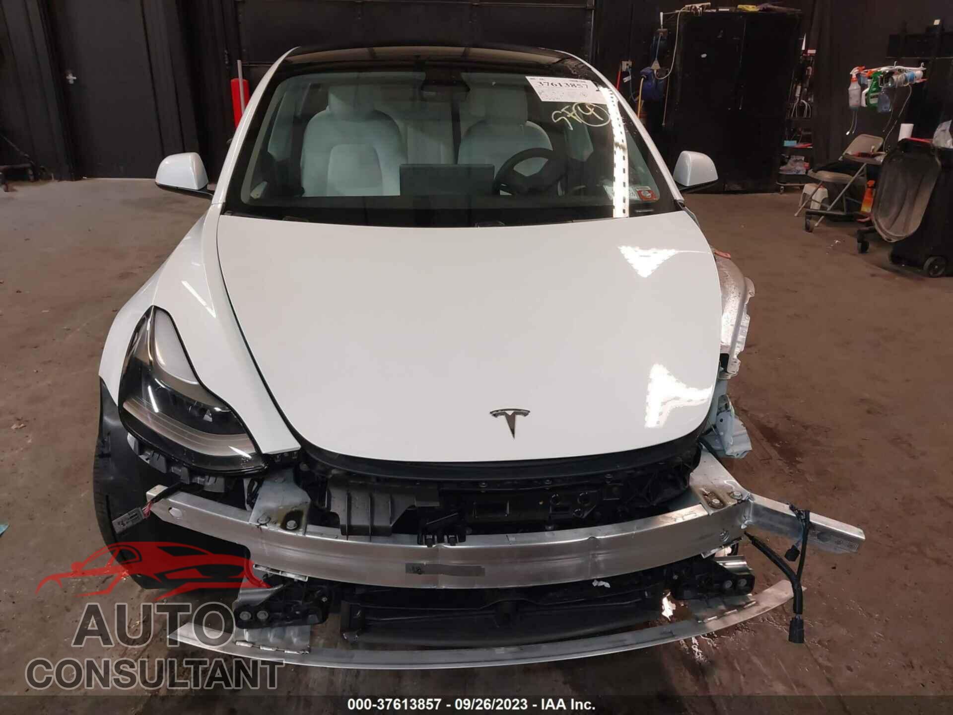 TESLA MODEL 3 2021 - 5YJ3E1EB6MF981408