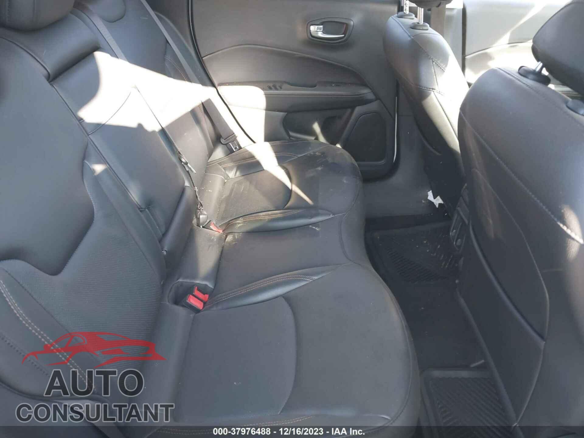 JEEP COMPASS 2019 - 3C4NJDCB9KT800583