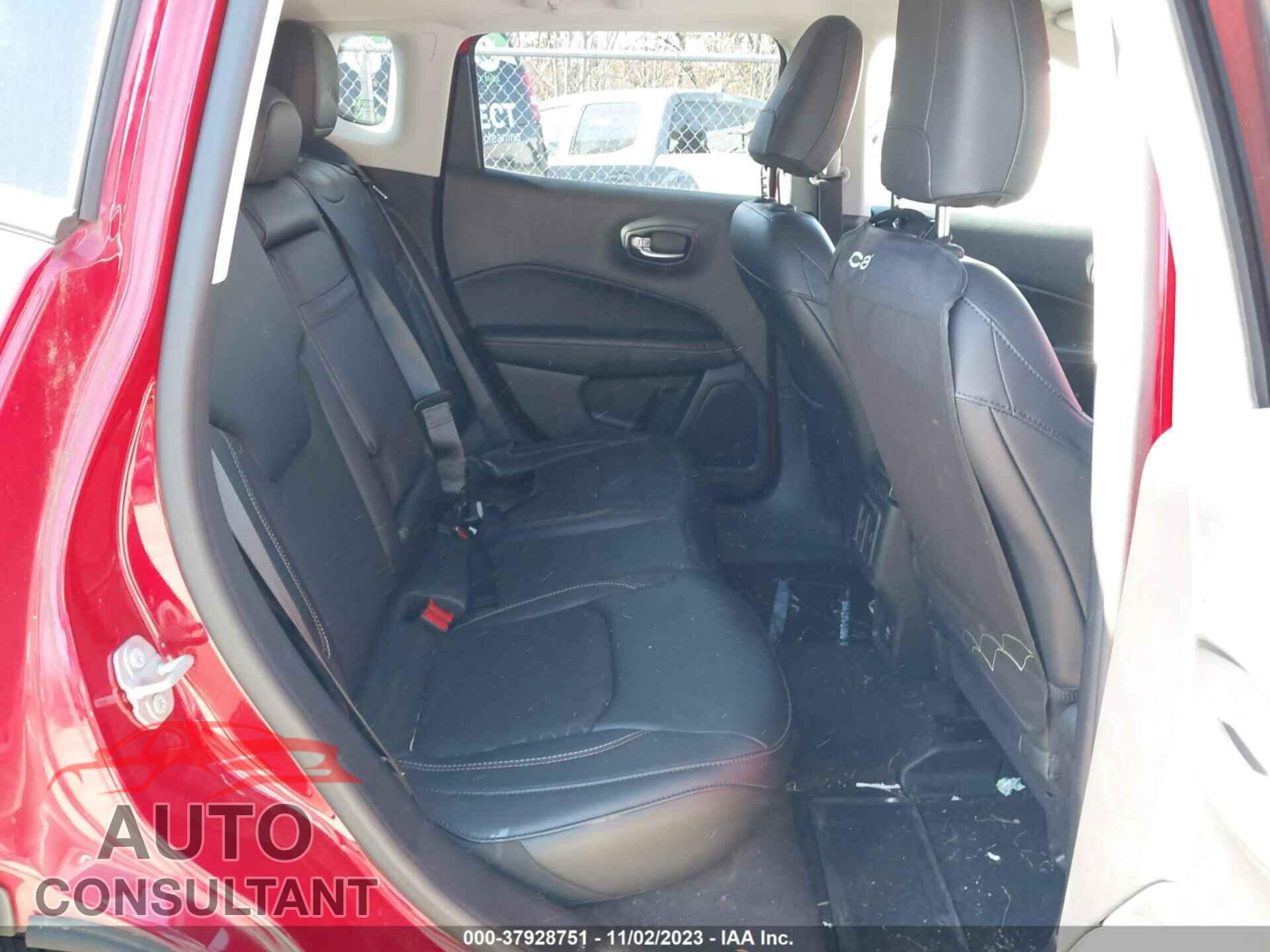 JEEP COMPASS 2018 - 3C4NJDBB0JT103514
