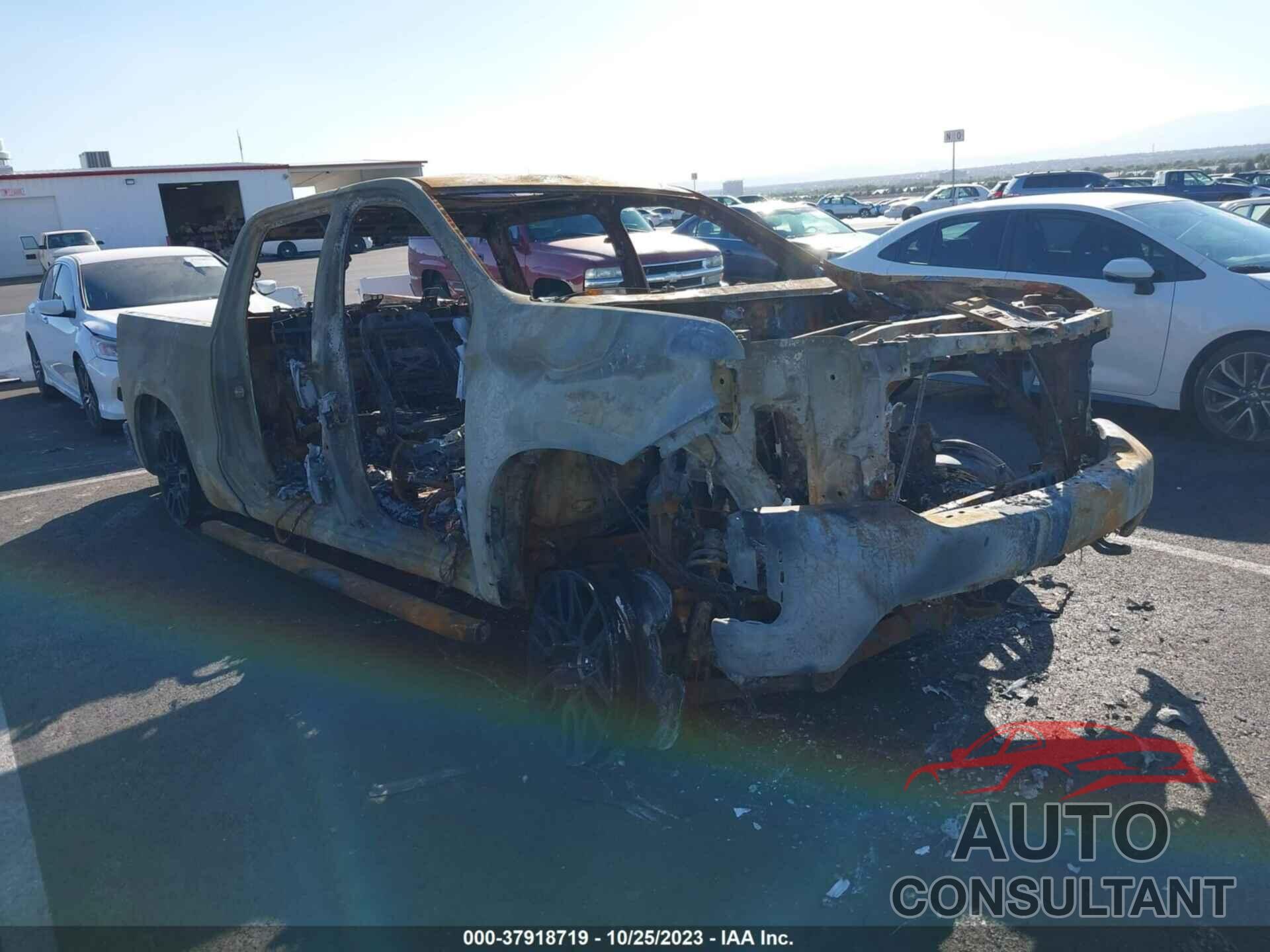 CHEVROLET SILVERADO 1500 2021 - 1GCUYEEL4MZ214338