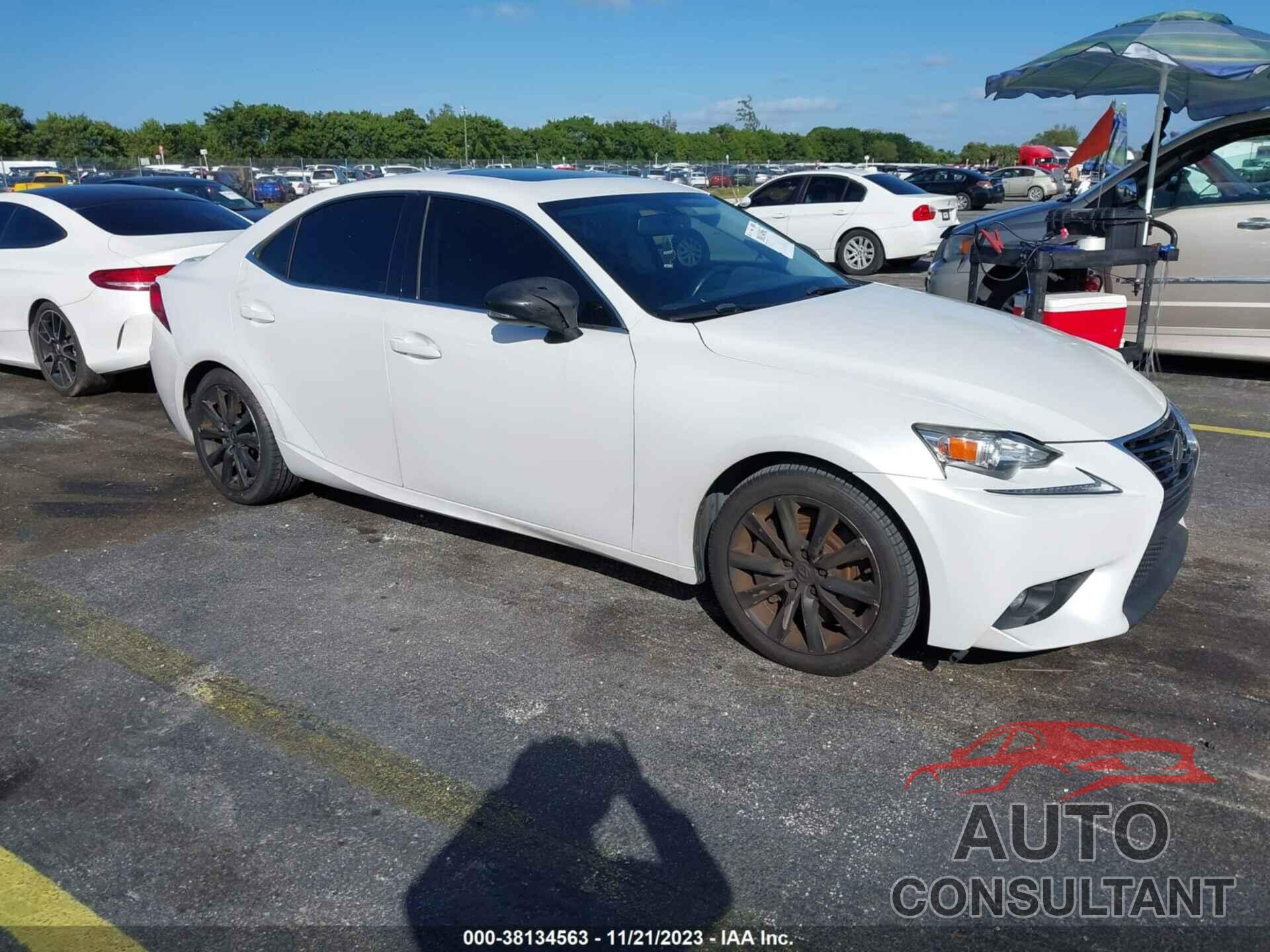 LEXUS IS 200T 2016 - JTHBA1D25G5021901