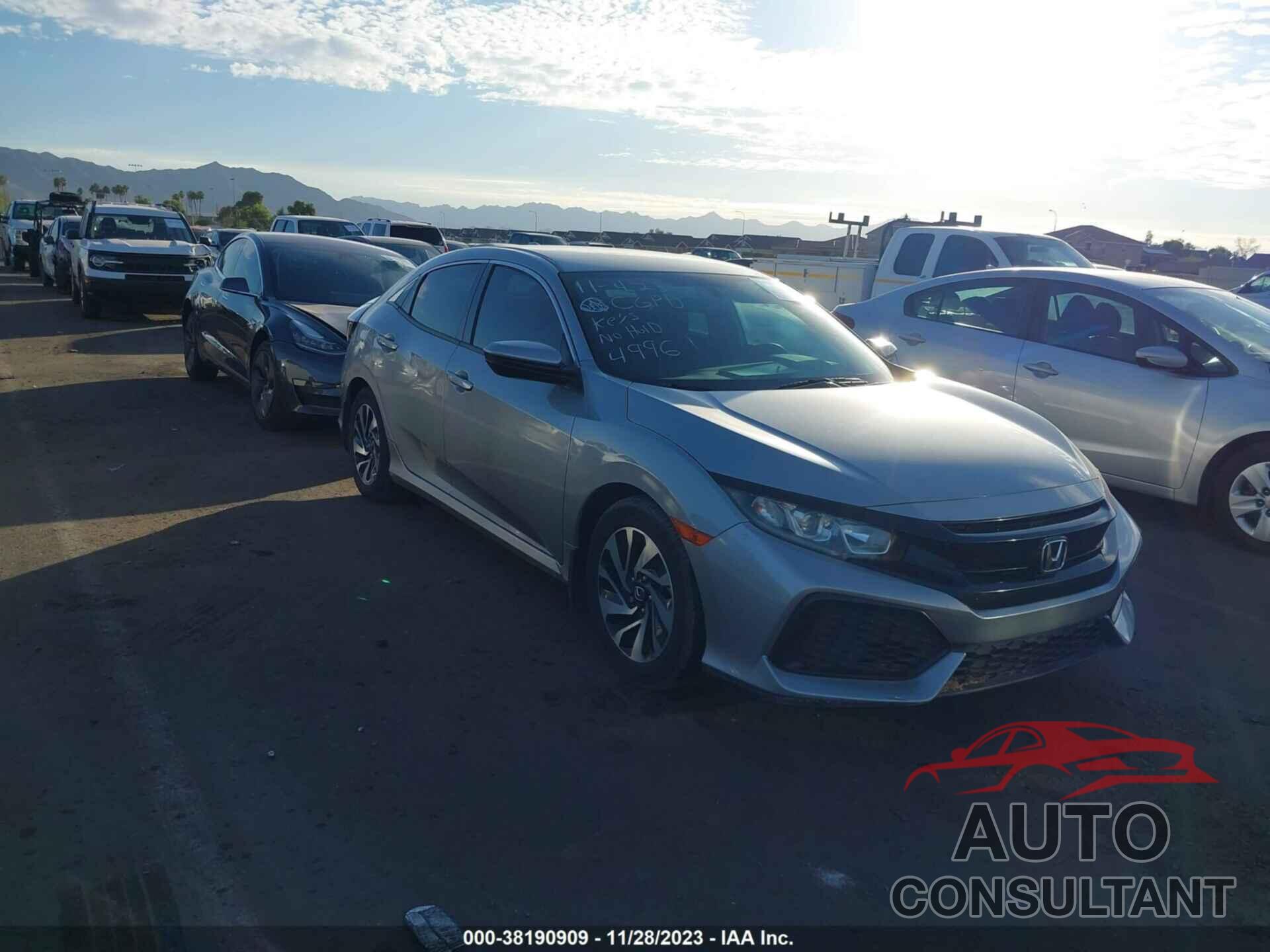 HONDA CIVIC 2018 - SHHFK7H28JU214996