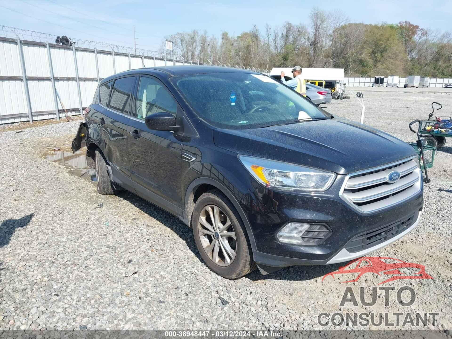 FORD ESCAPE 2019 - 1FMCU0GD2KUA64820