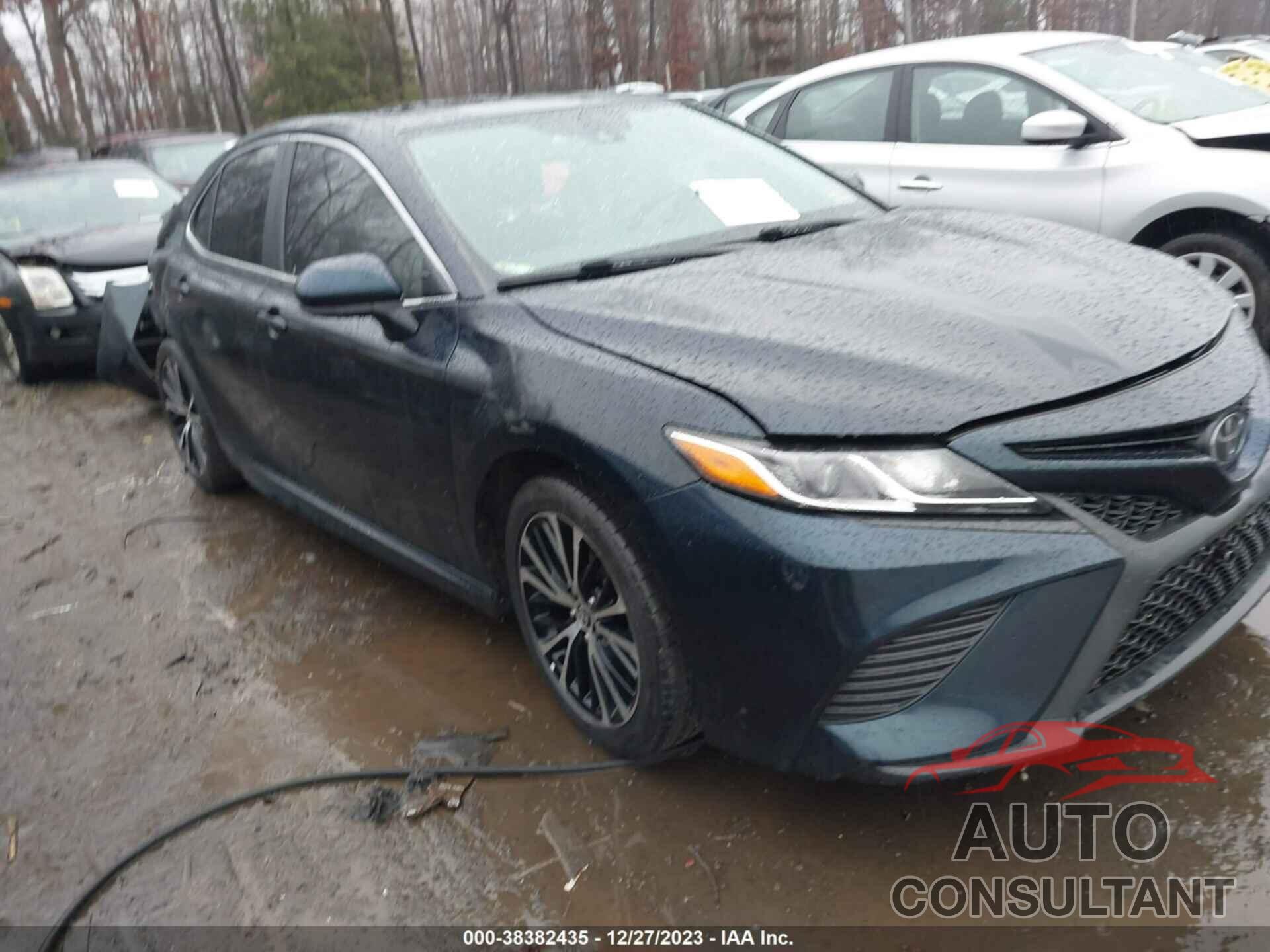 TOYOTA CAMRY 2020 - 4T1G11AK2LU965176