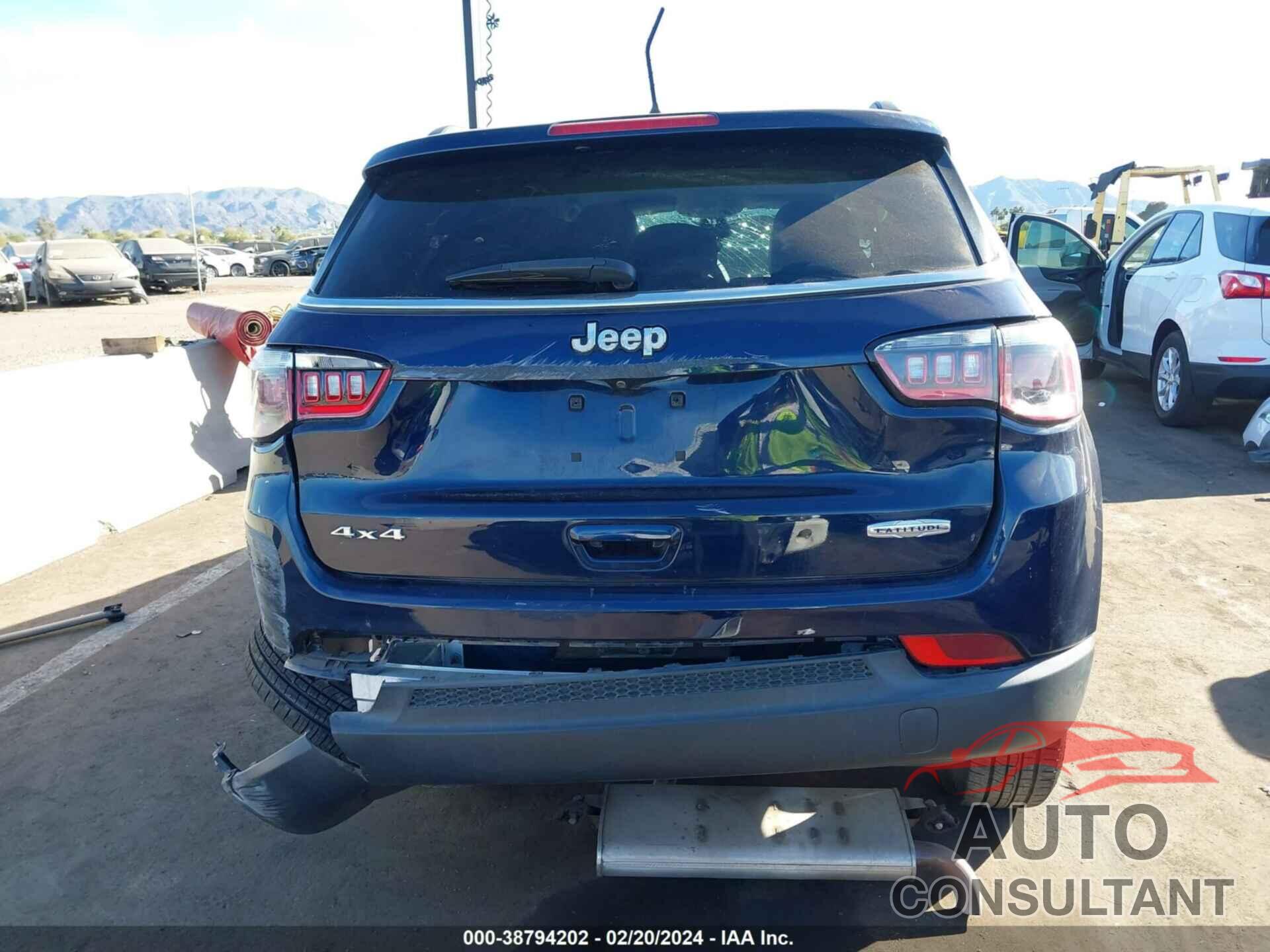 JEEP COMPASS 2018 - 3C4NJDBB7JT493026