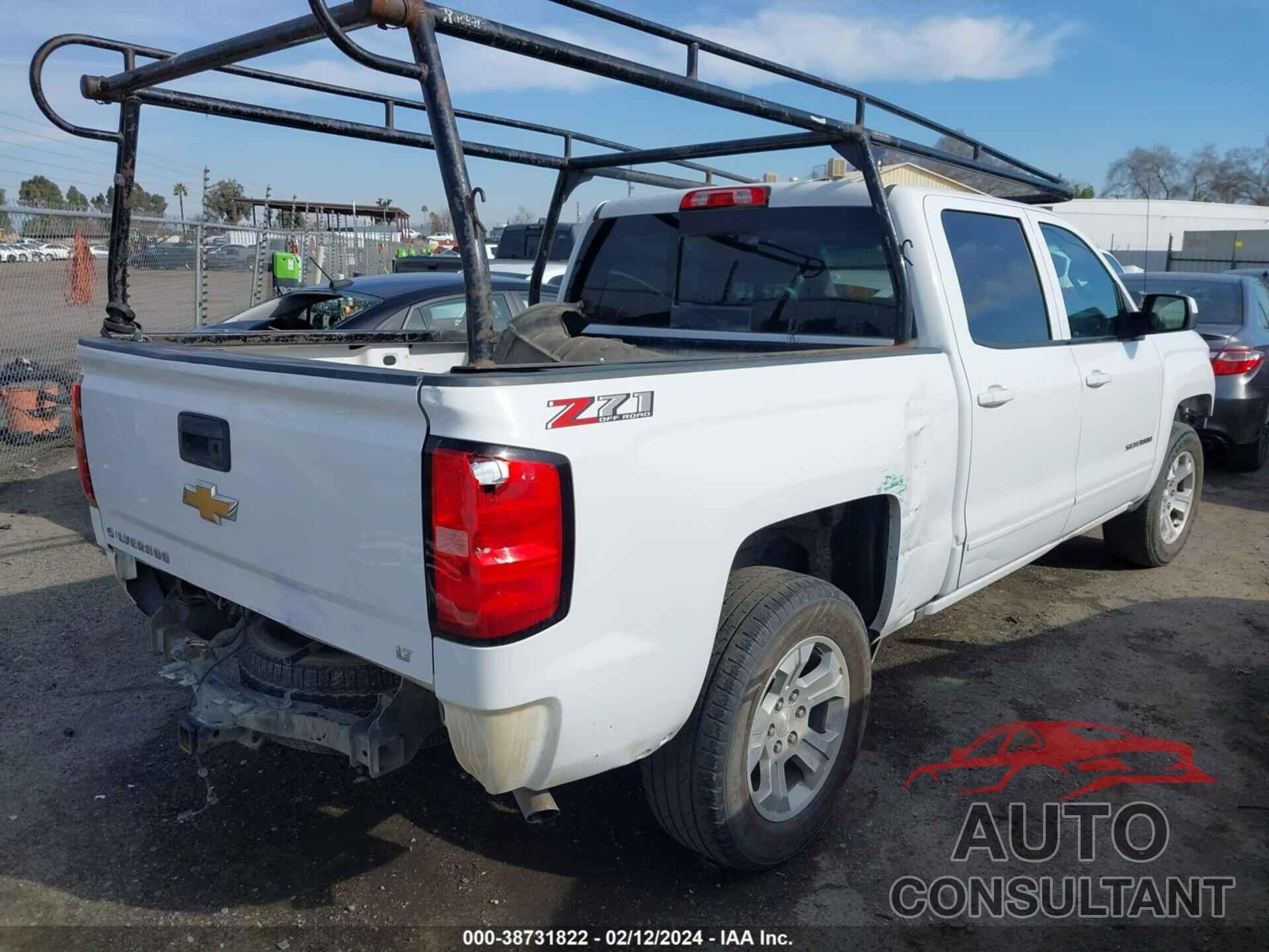 CHEVROLET SILVERADO 1500 2018 - 3GCUKREC1JG170819