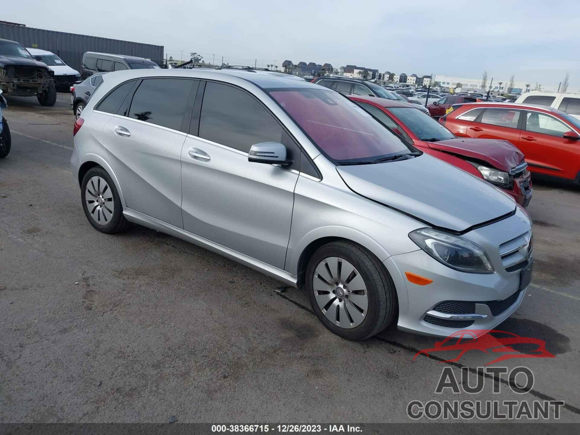 MERCEDES-BENZ B-CLASS ELECTRIC DRIVE 2015 - WDDVP9ABXFJ005155