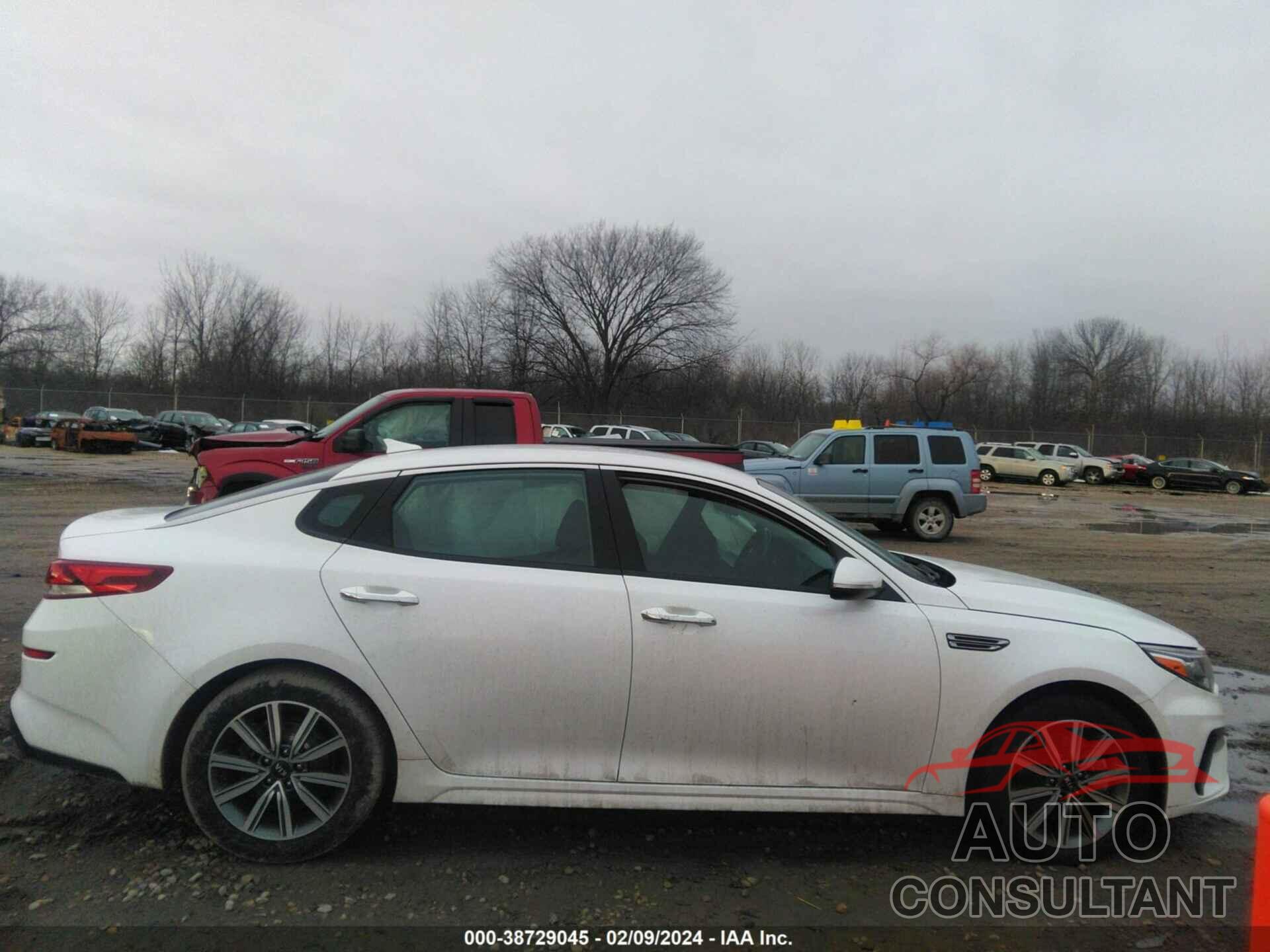 KIA OPTIMA 2019 - 5XXGU4L15KG304635