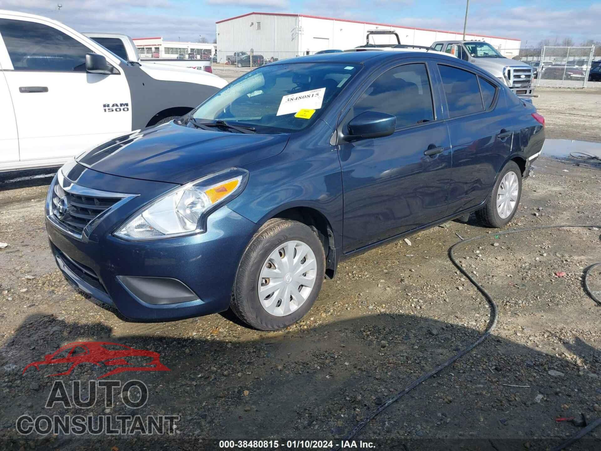 NISSAN VERSA 2017 - 3N1CN7AP2HL868134