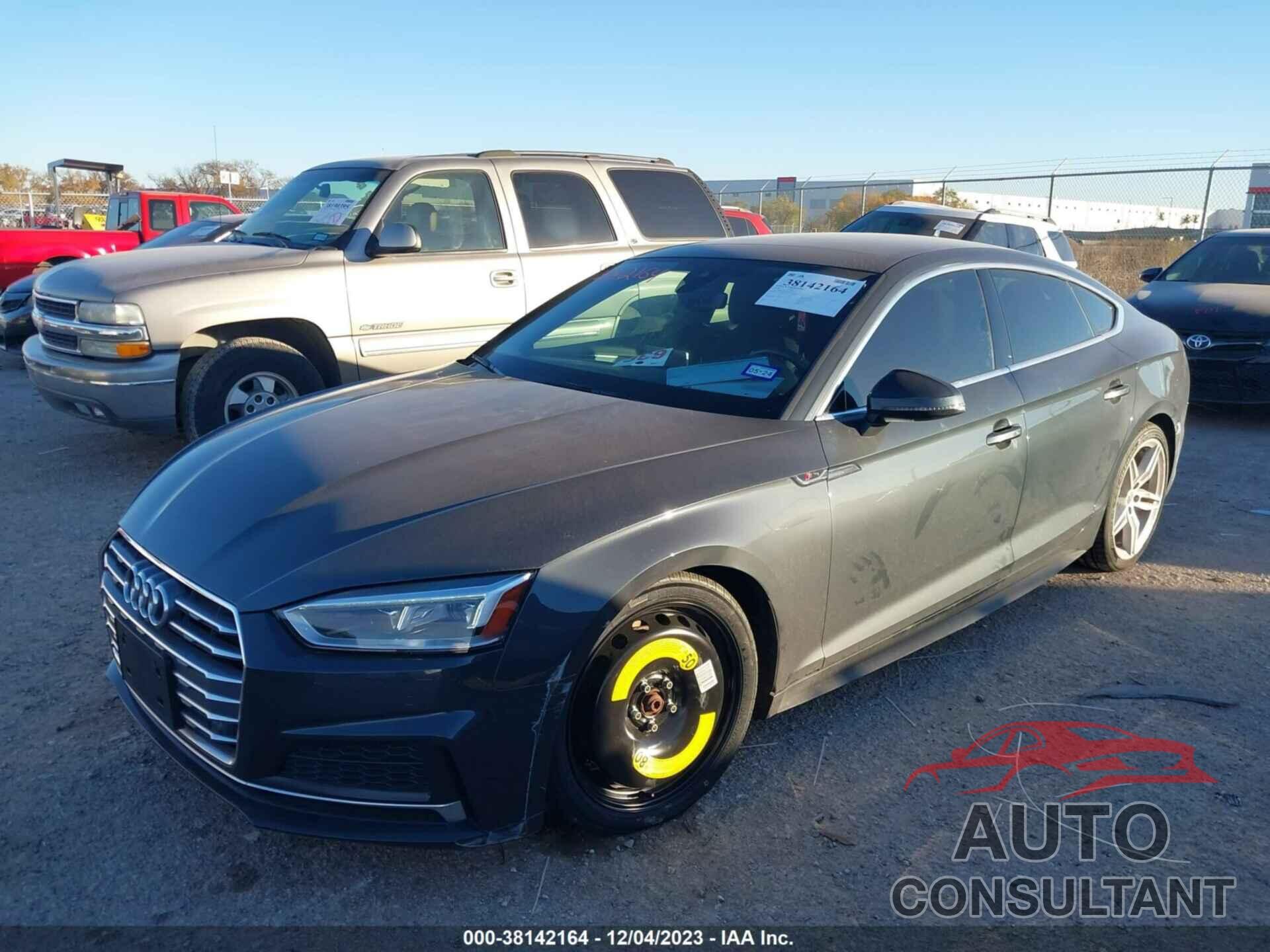 AUDI A5 2019 - WAUENCF54KA070123