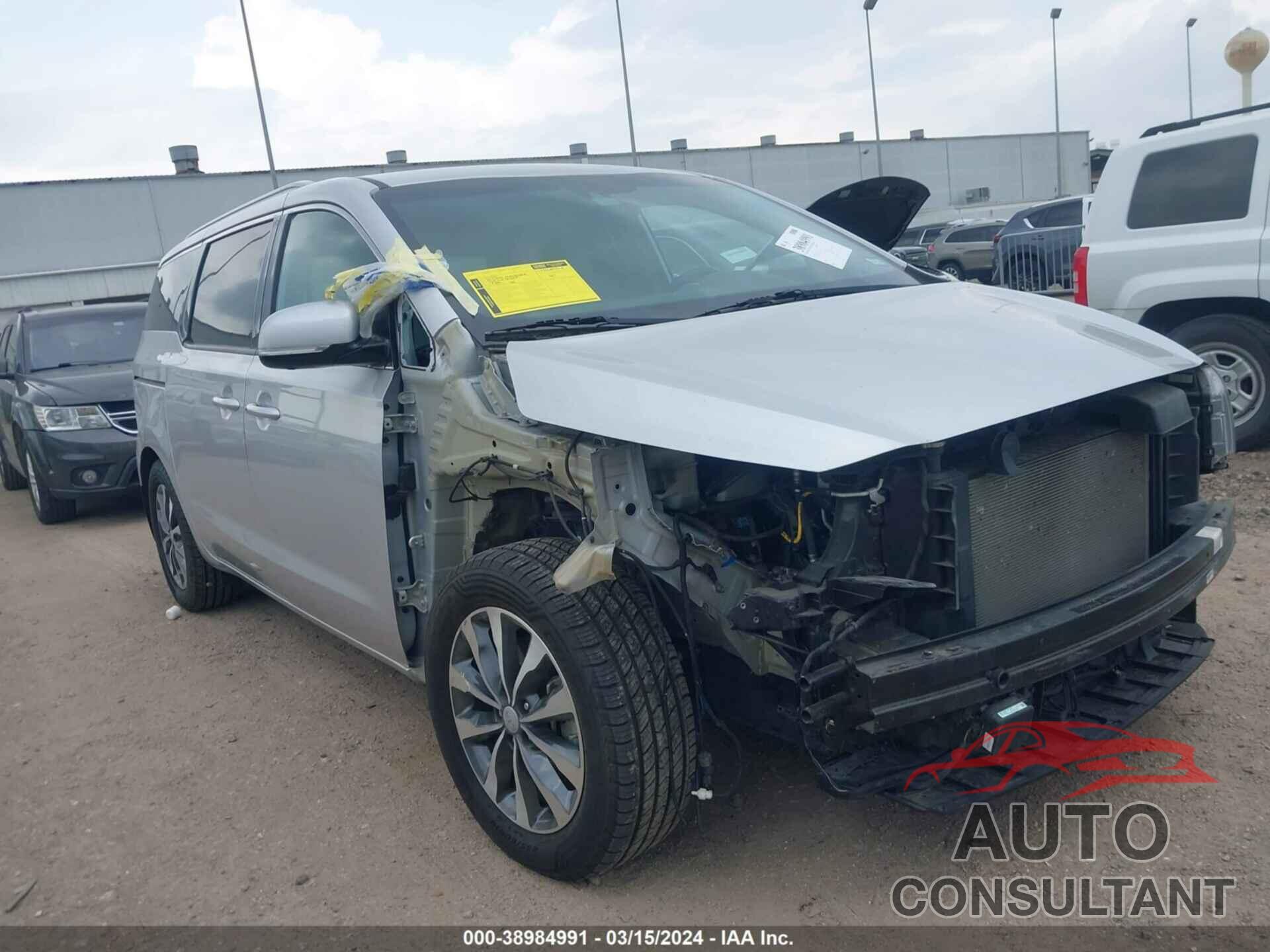 KIA SEDONA 2018 - KNDMC5C1XJ6375757