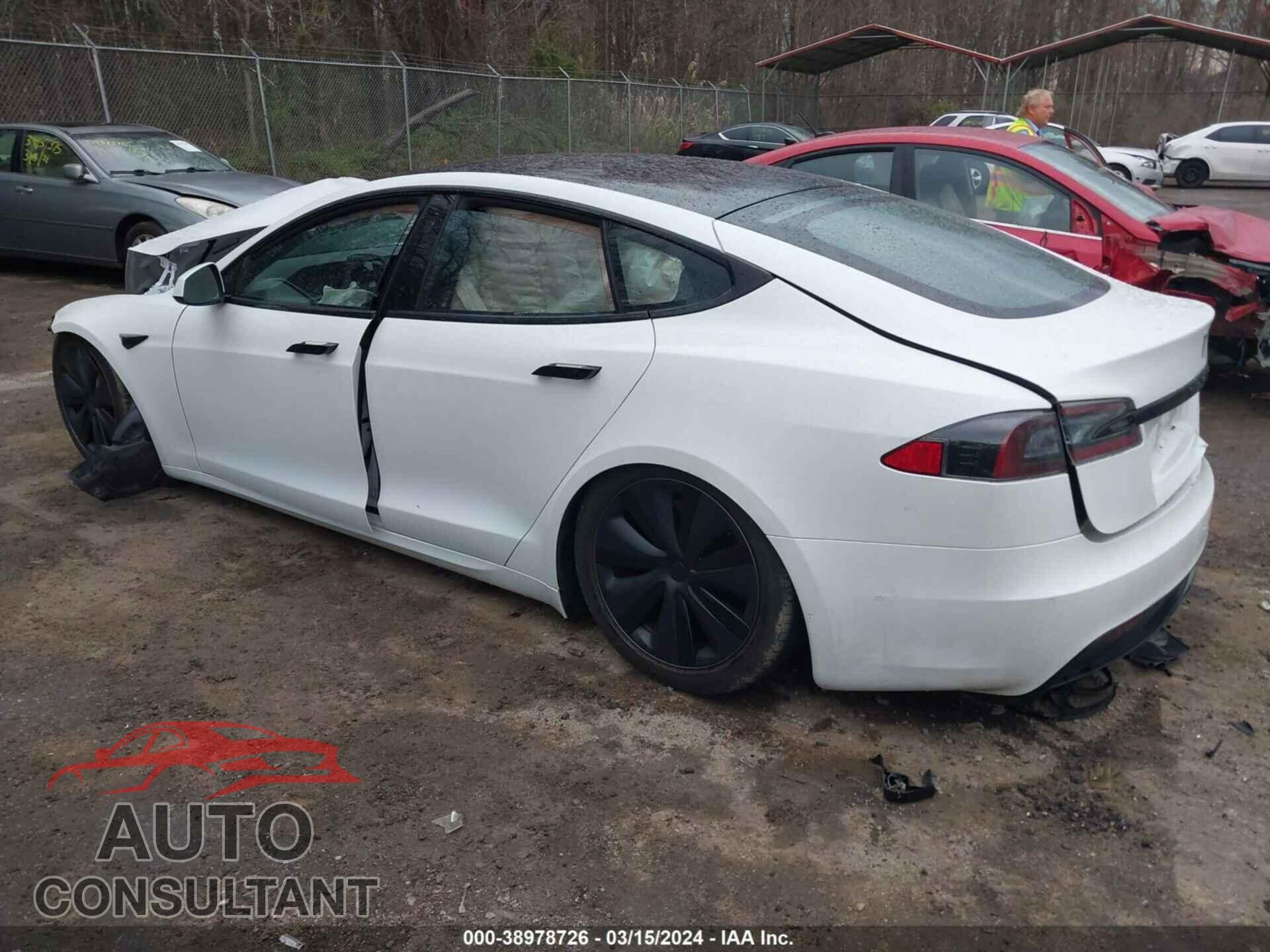 TESLA MODEL S 2021 - 5YJSA1E58MF456013
