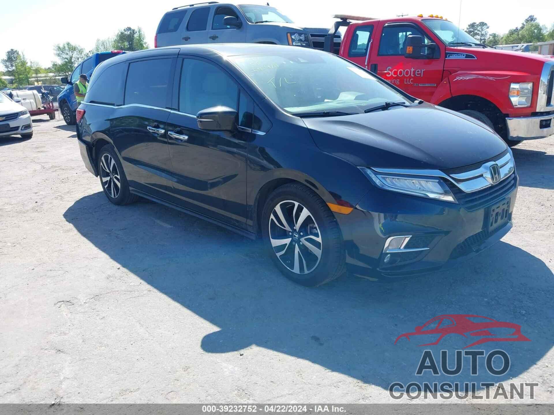 HONDA ODYSSEY 2018 - 5FNRL6H94JB092740