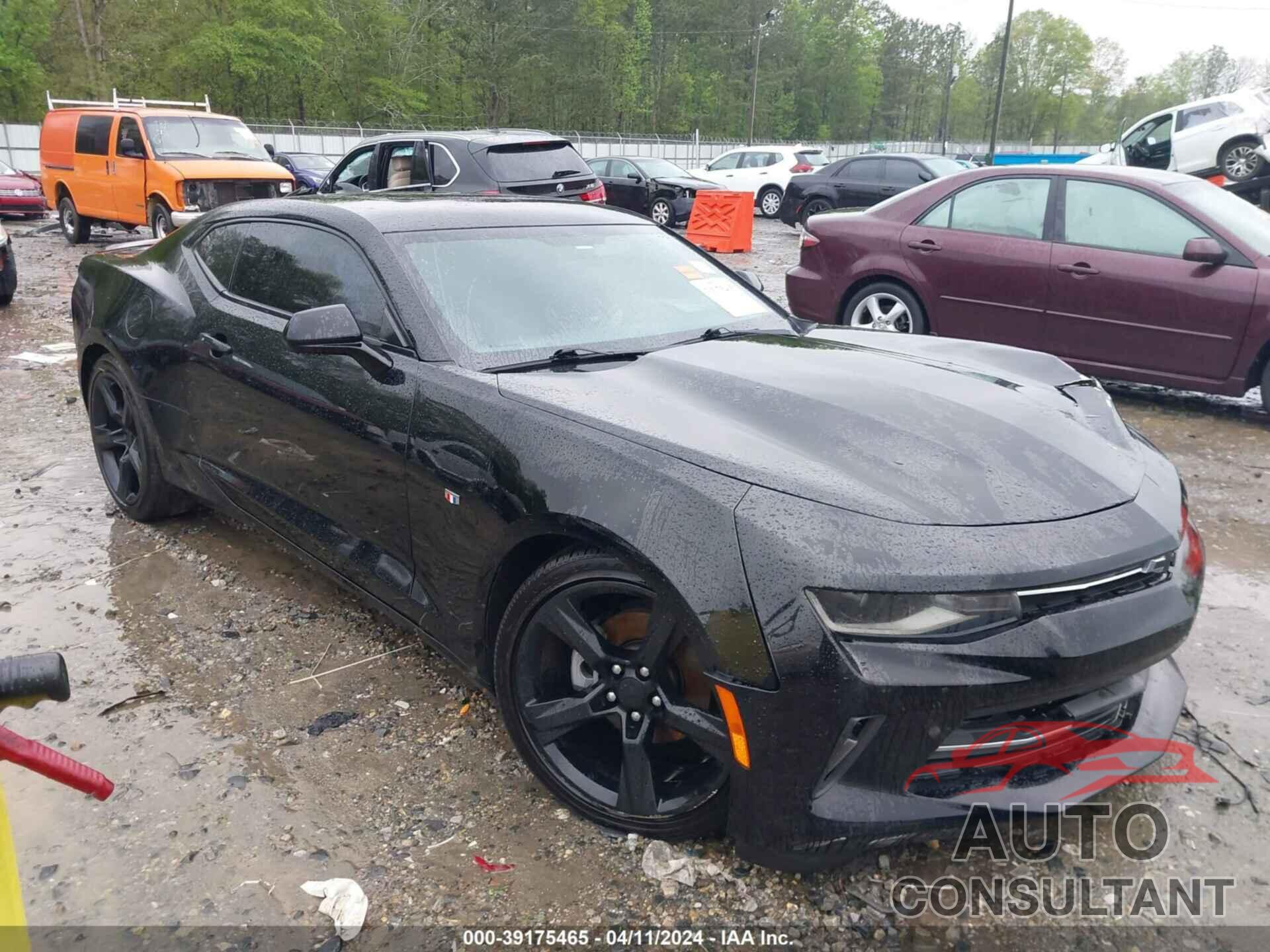 CHEVROLET CAMARO 2017 - 1G1FB1RS8H0140333