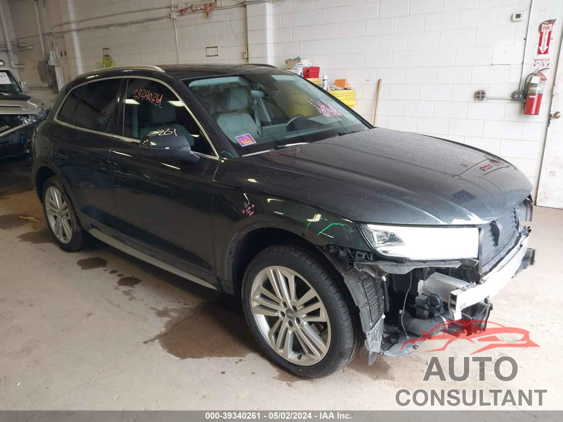 AUDI Q5 2018 - WA1CNAFY5J2167052