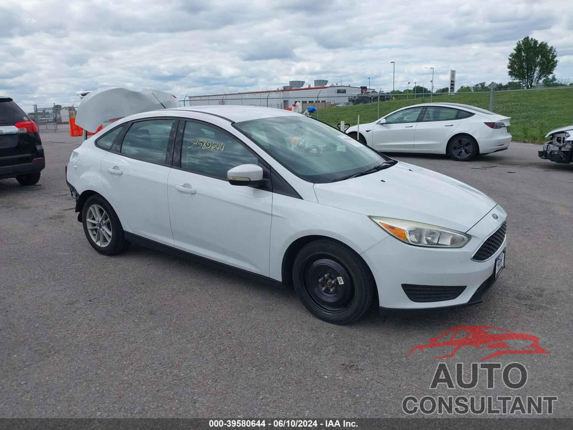 FORD FOCUS 2017 - 1FADP3F27HL284296