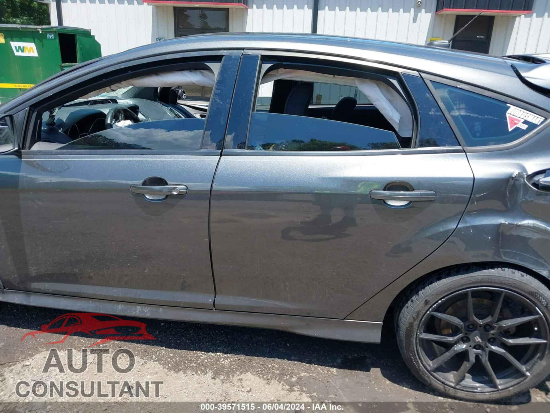 FORD FOCUS ST 2016 - 1FADP3L98GL242526