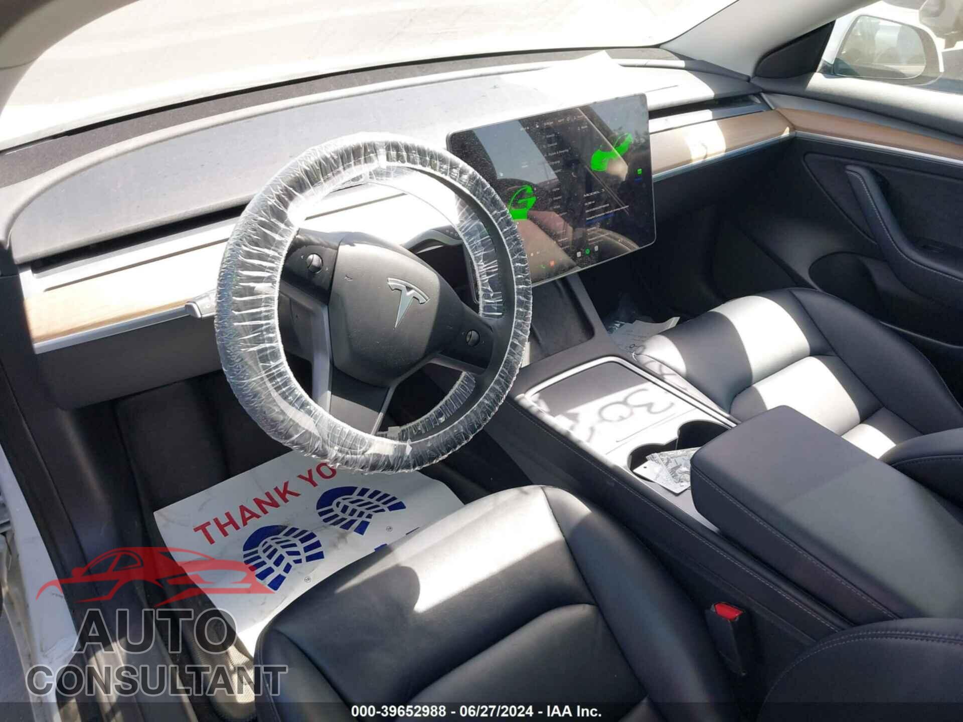 TESLA MODEL 3 2023 - 5YJ3E1EA3PF400135