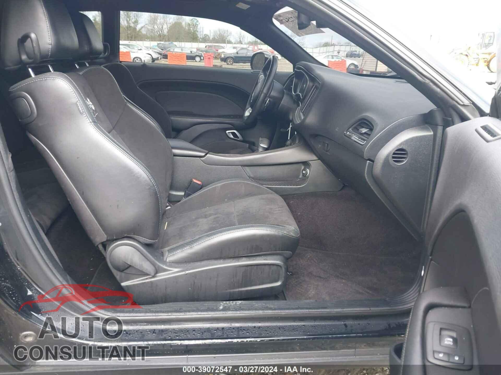 DODGE CHALLENGER 2018 - 2C3CDZFJ0JH334567