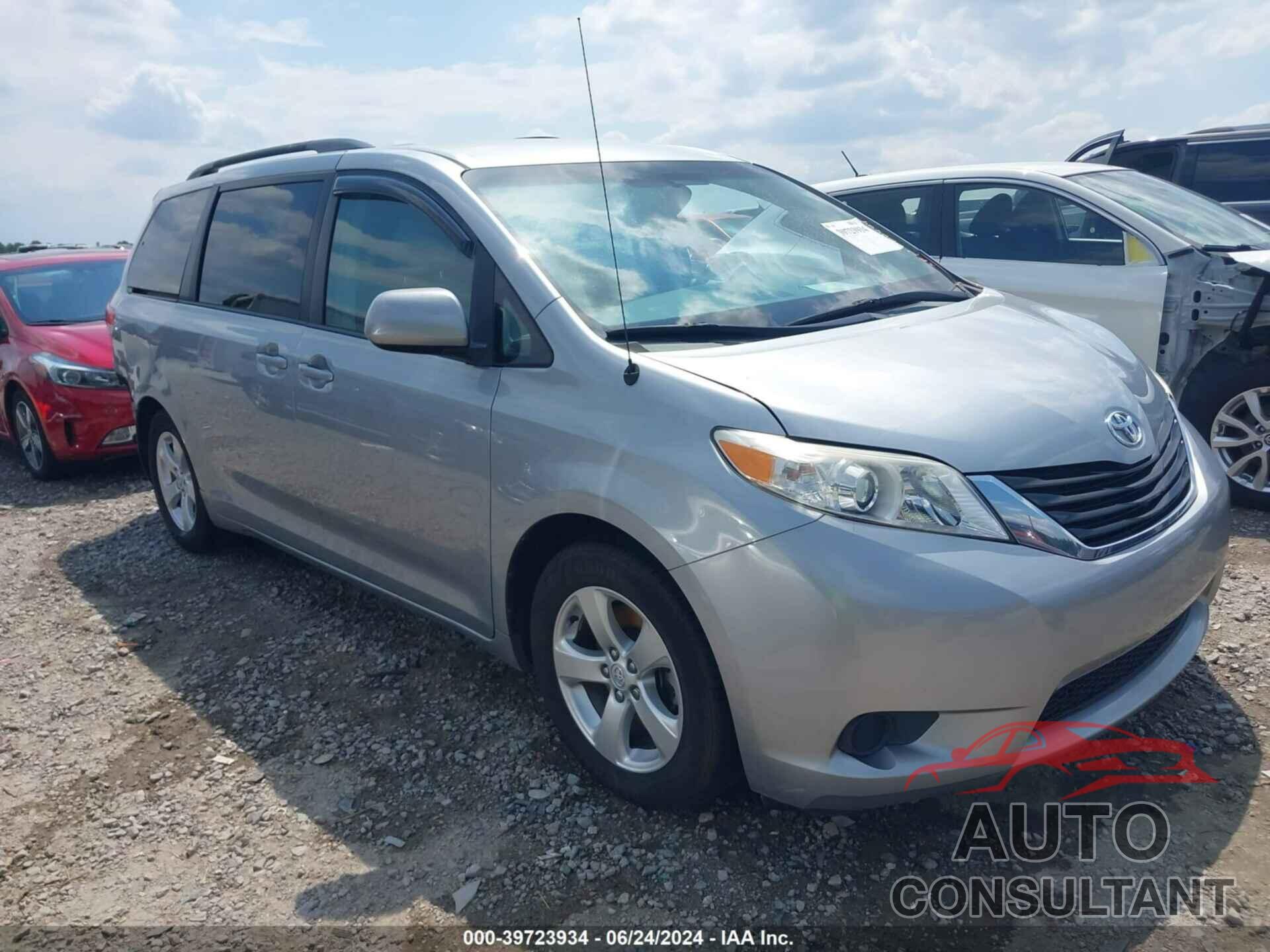 TOYOTA SIENNA 2014 - 5TDKK3DC4ES520053