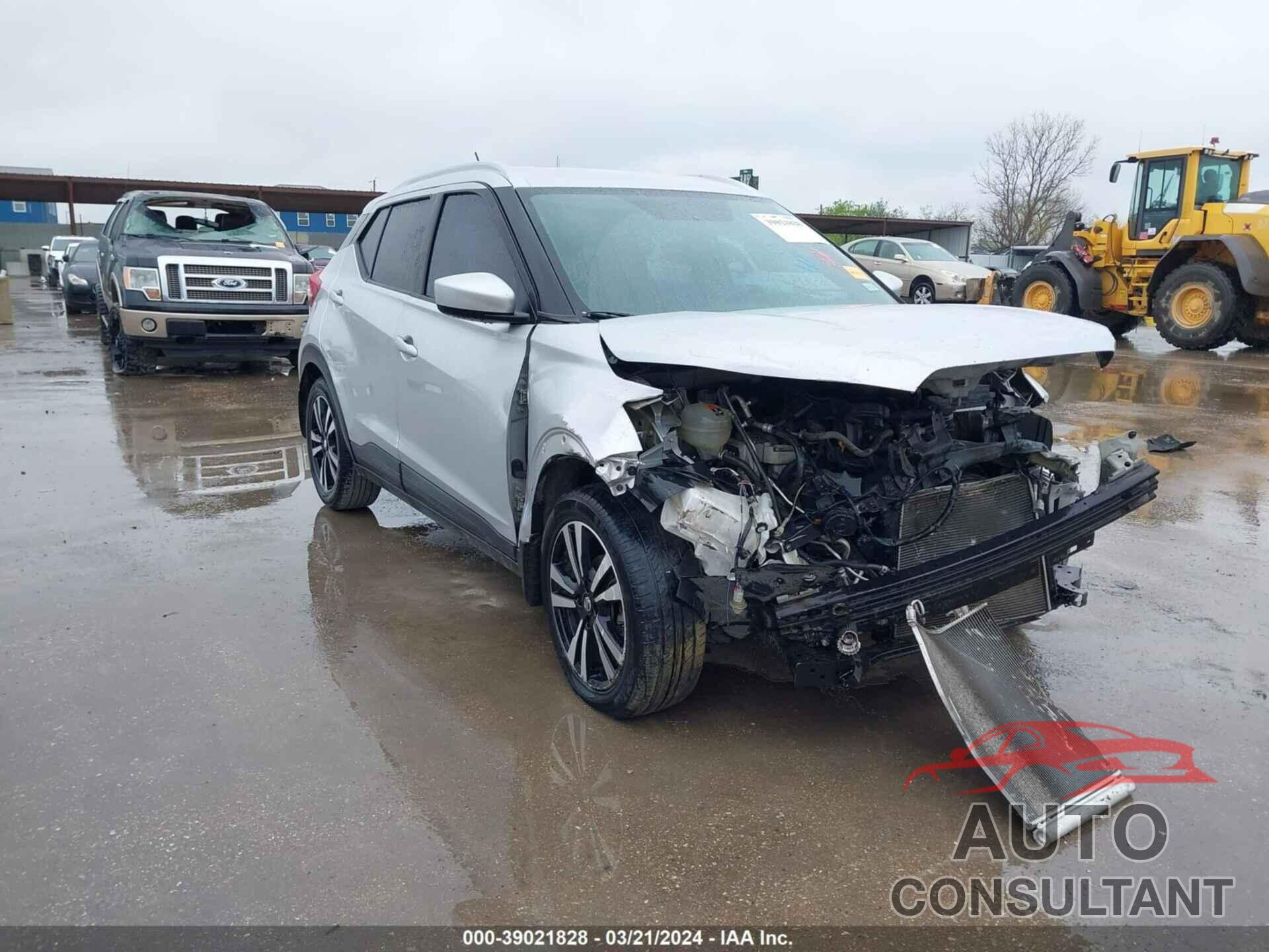 NISSAN KICKS 2018 - 3N1CP5CU6JL531697