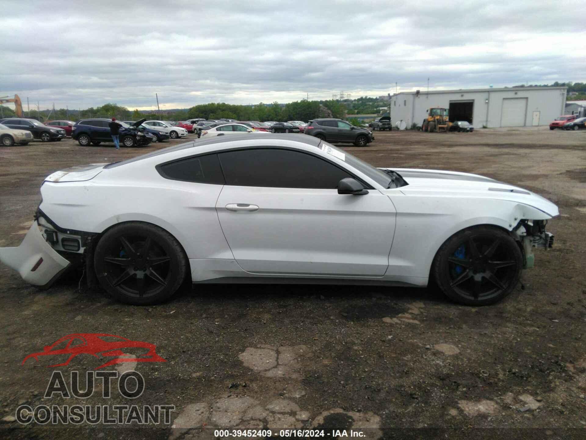FORD MUSTANG 2017 - 1FA6P8CFXH5290045