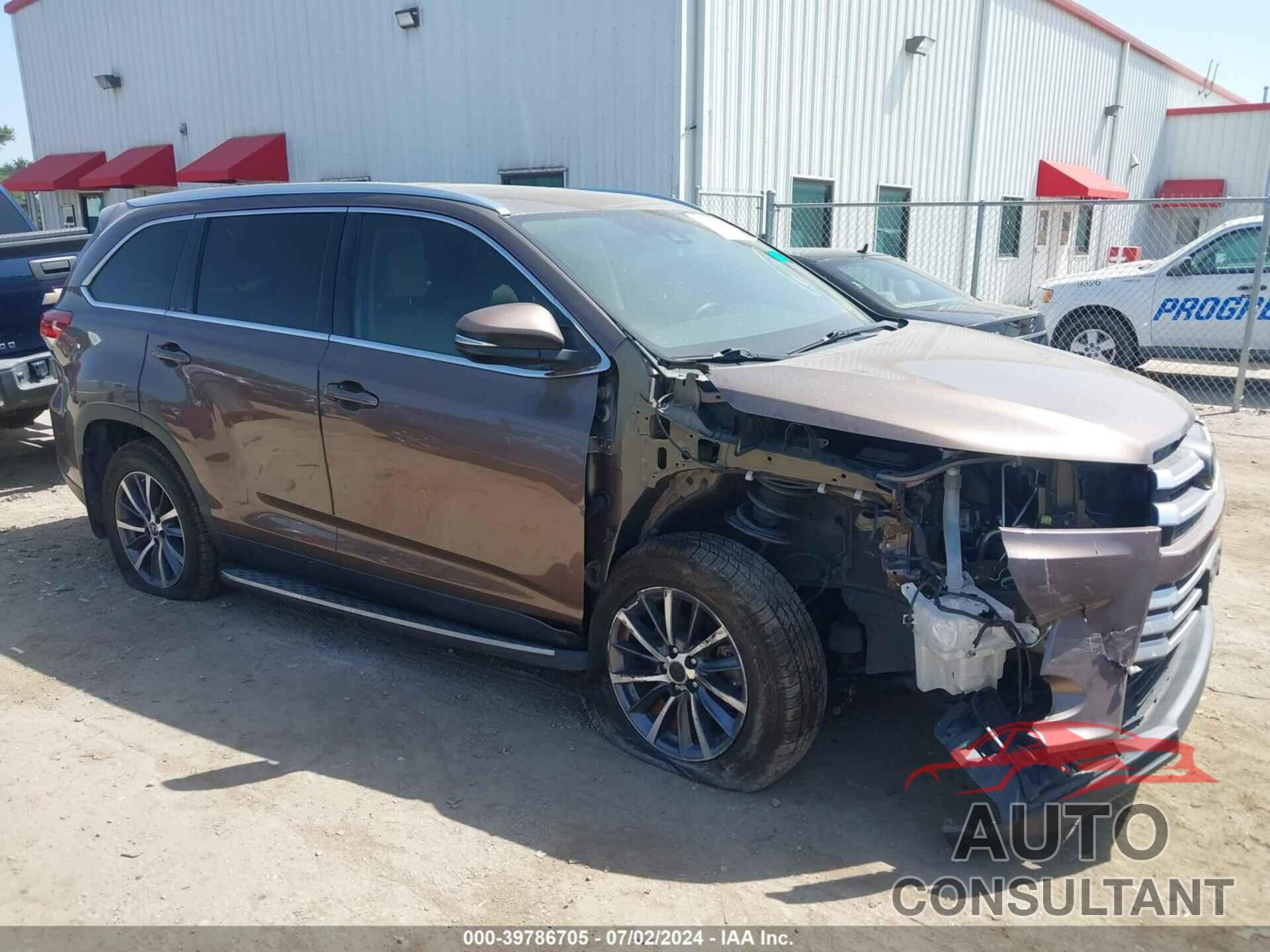 TOYOTA HIGHLANDER 2019 - 5TDKZRFH7KS299714