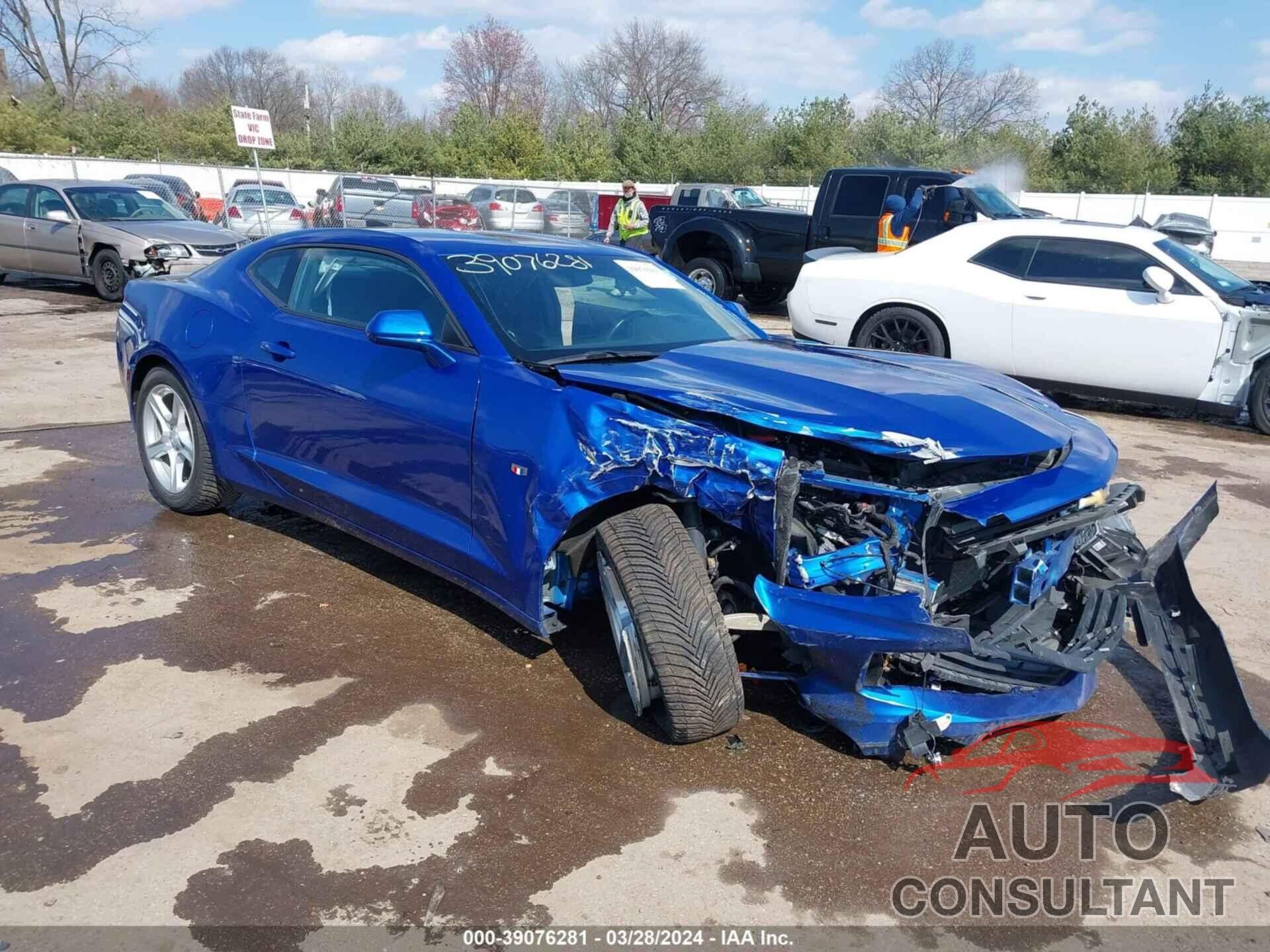 CHEVROLET CAMARO 2018 - 1G1FB1RS7J0152544